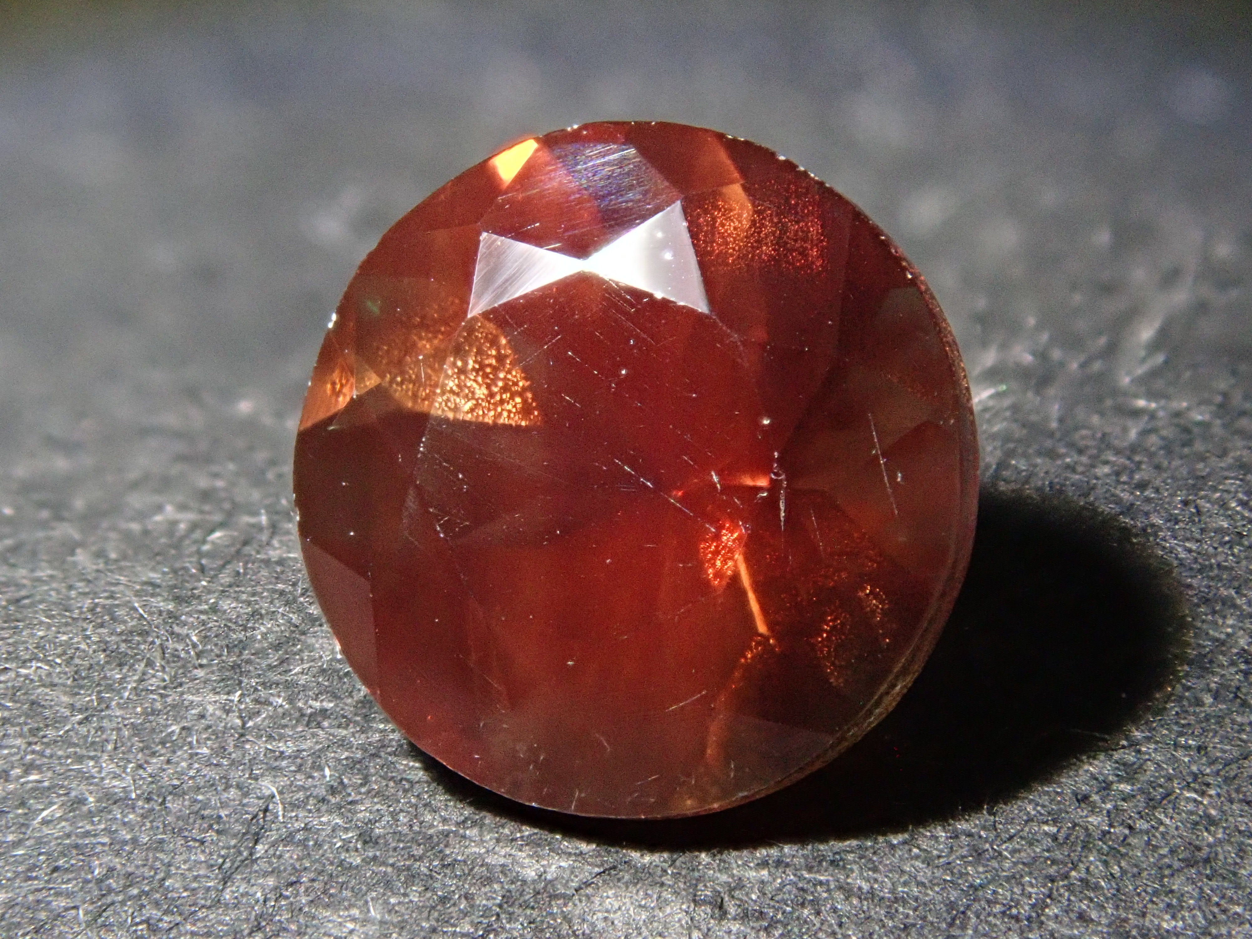 【12561986掲載】アメリカ産オレゴンサンストーン 1.273ctルース