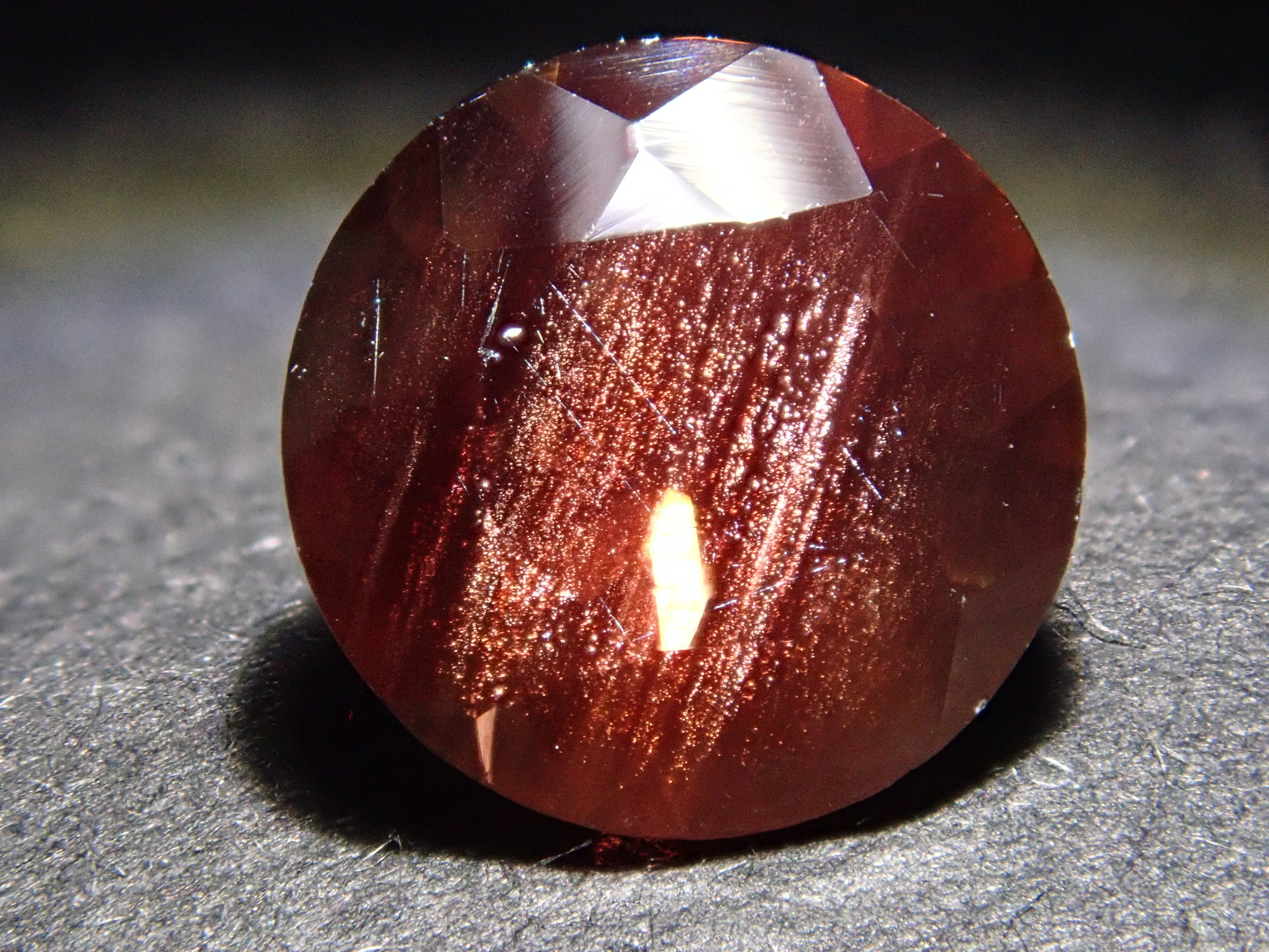 【12561986掲載】アメリカ産オレゴンサンストーン 1.273ctルース