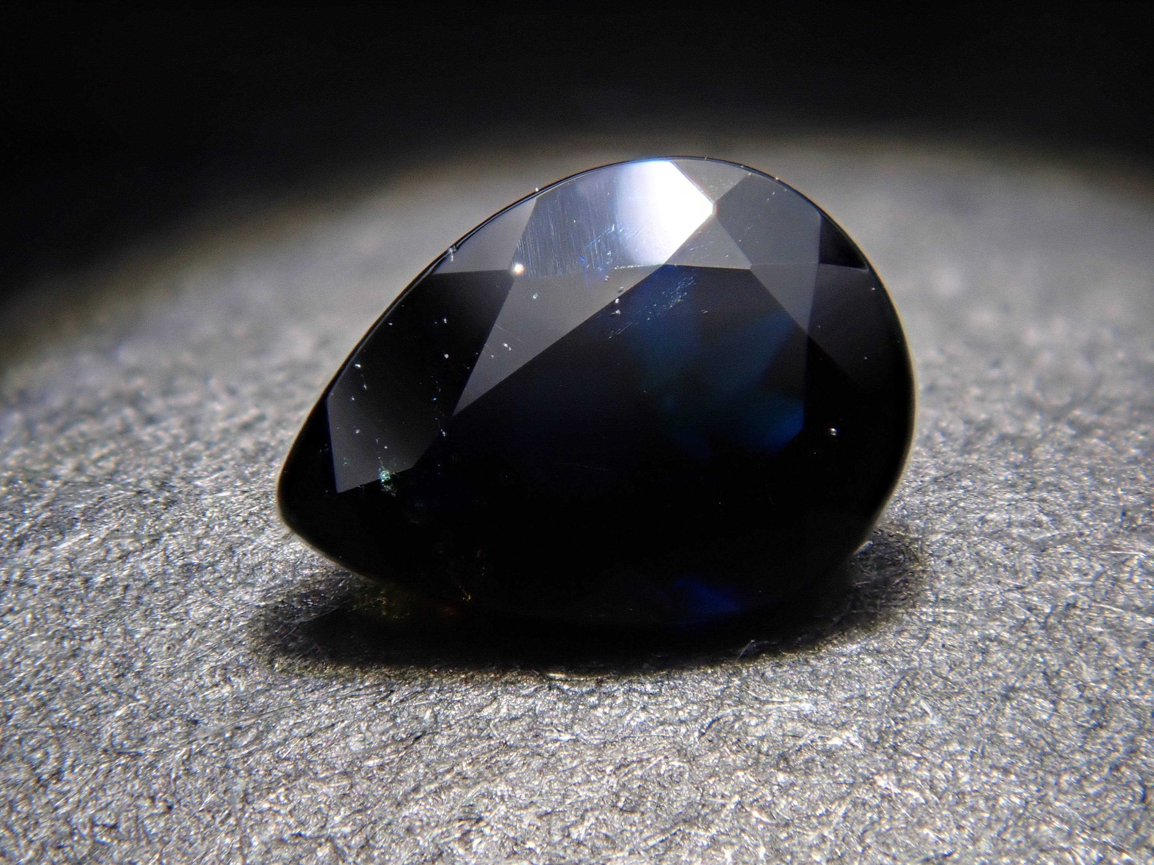 【12561944掲載】ブラジル産ラズライト（天藍石） 0.180ctルース