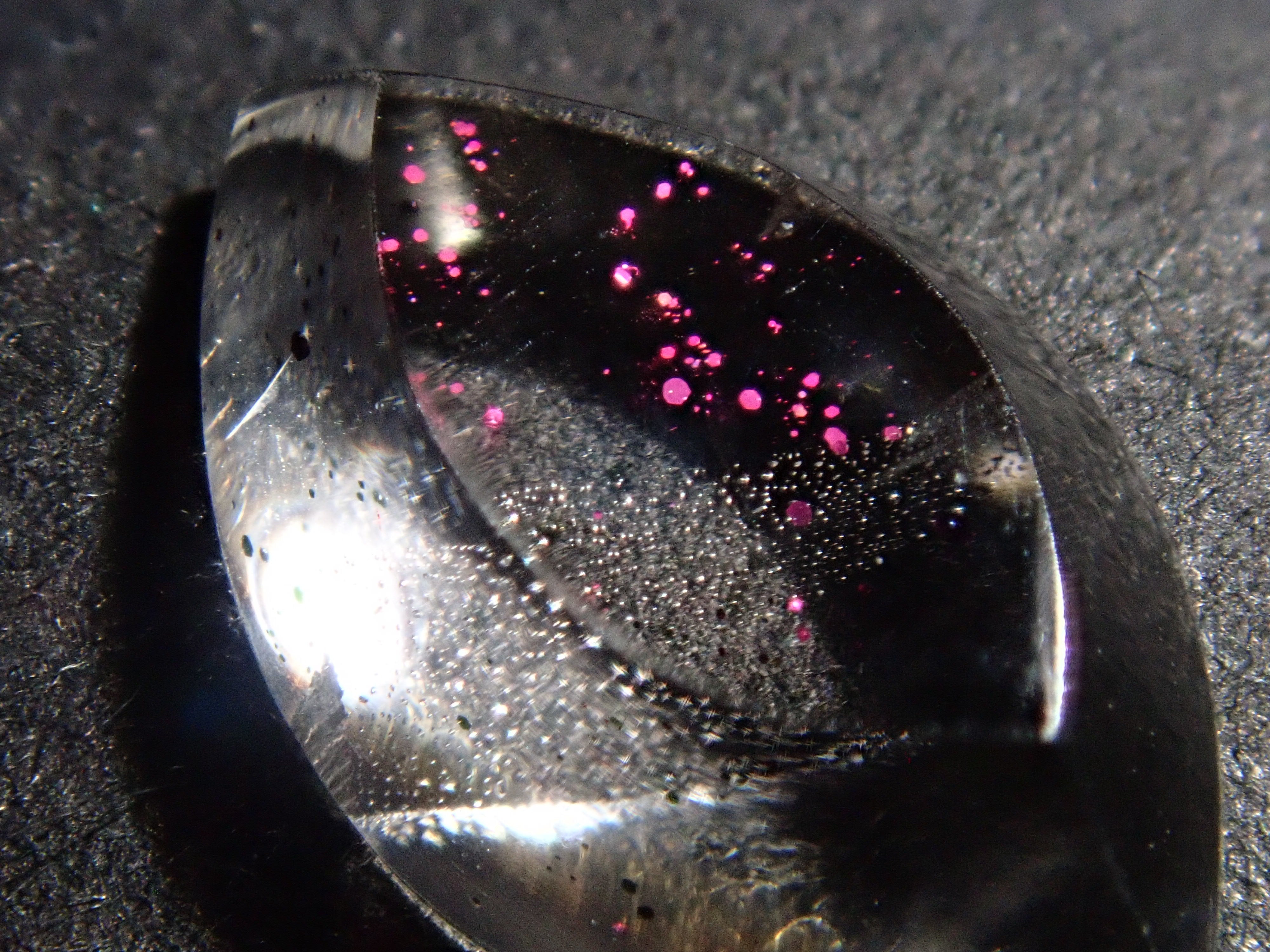 ブラジル産ティンカーベルクォーツ（ピンクファイヤークォーツ） 2.360