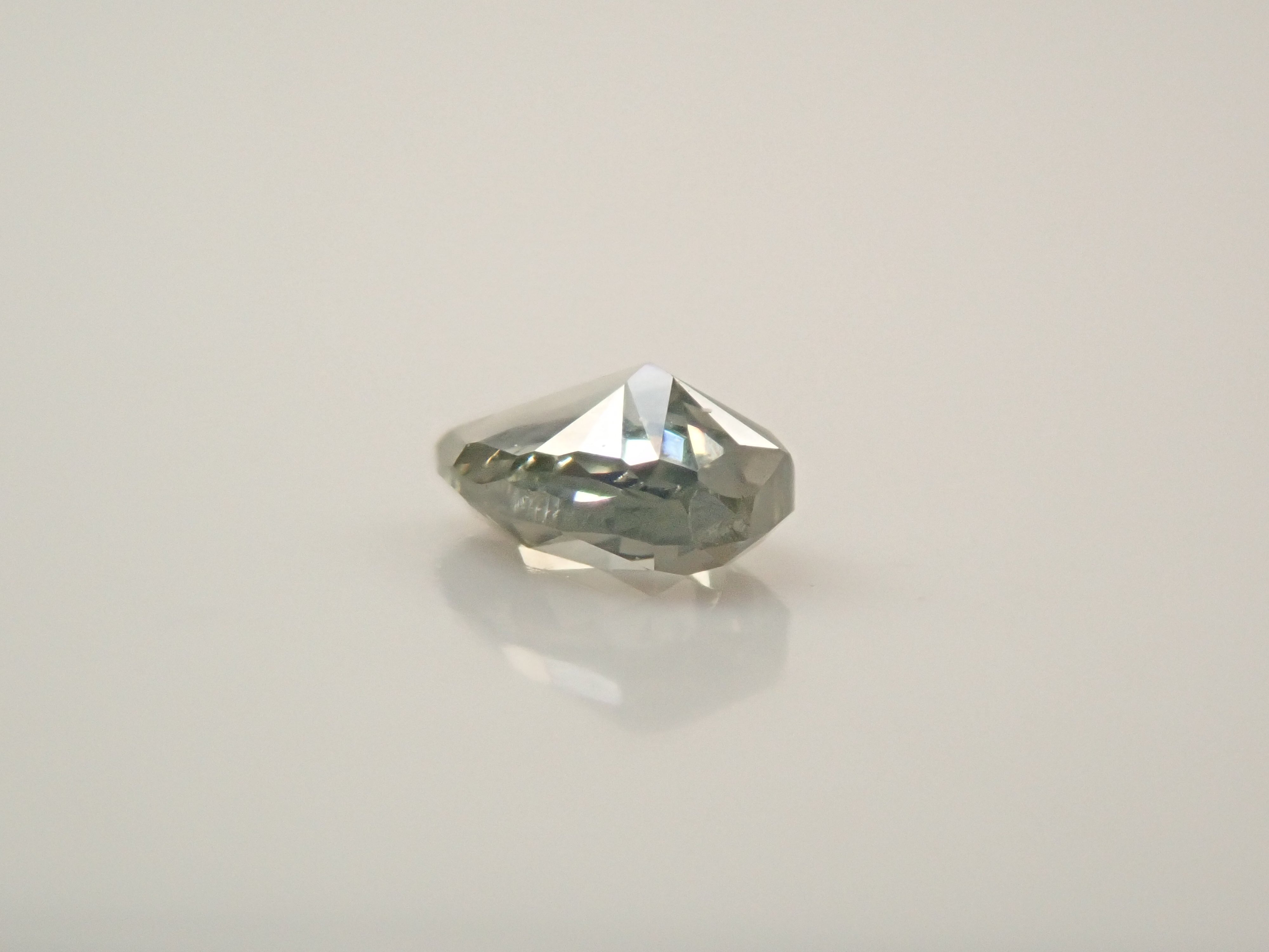 【32501855掲載】グリーンダイヤモンド 0.084ctルース(FANCY GRAY GREEN, I-1)