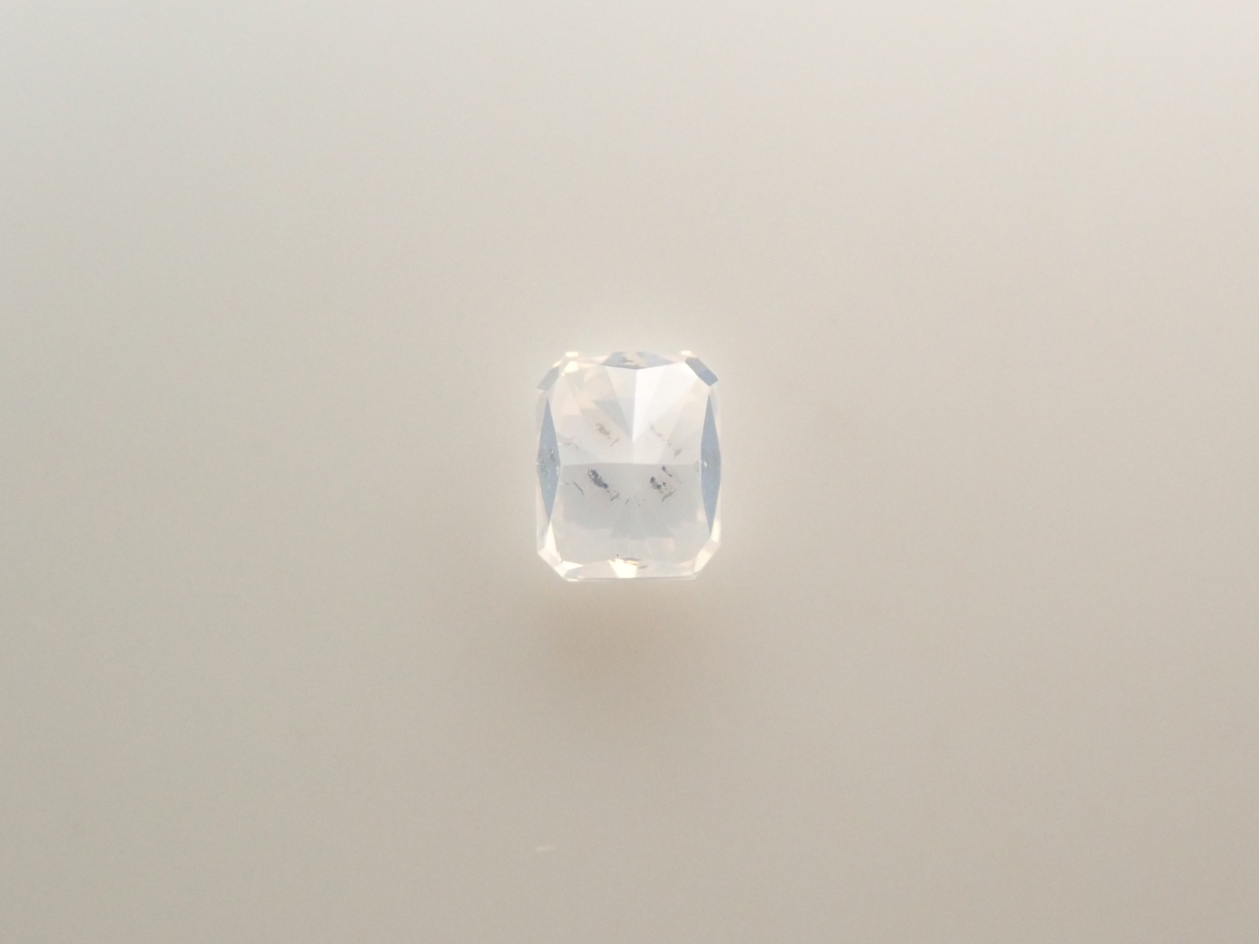 【32501857掲載】ホワイトダイヤモンド 0.108ctルース(FANCY WHITE, I-1)