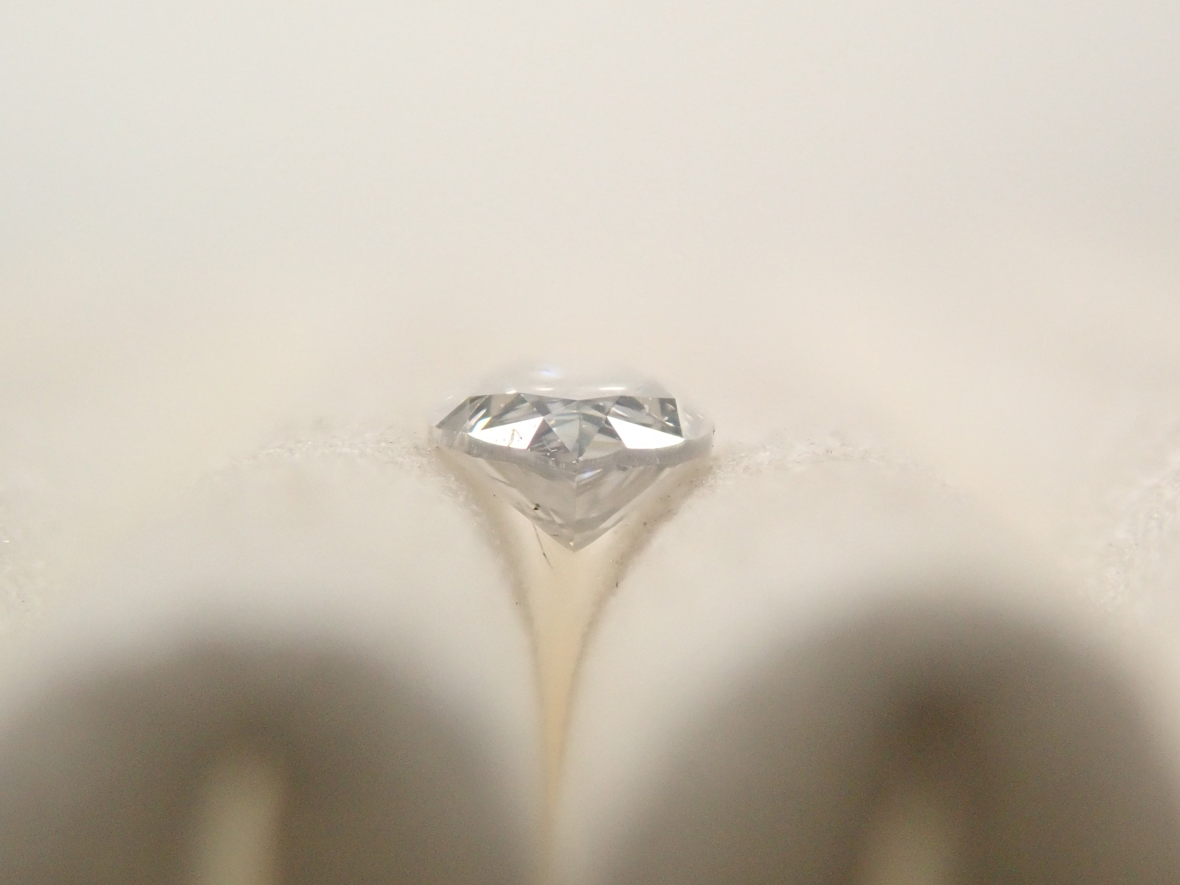 【32501858掲載】グレーダイヤモンド 0.141ctルース(FANCY GRAY, I-1)