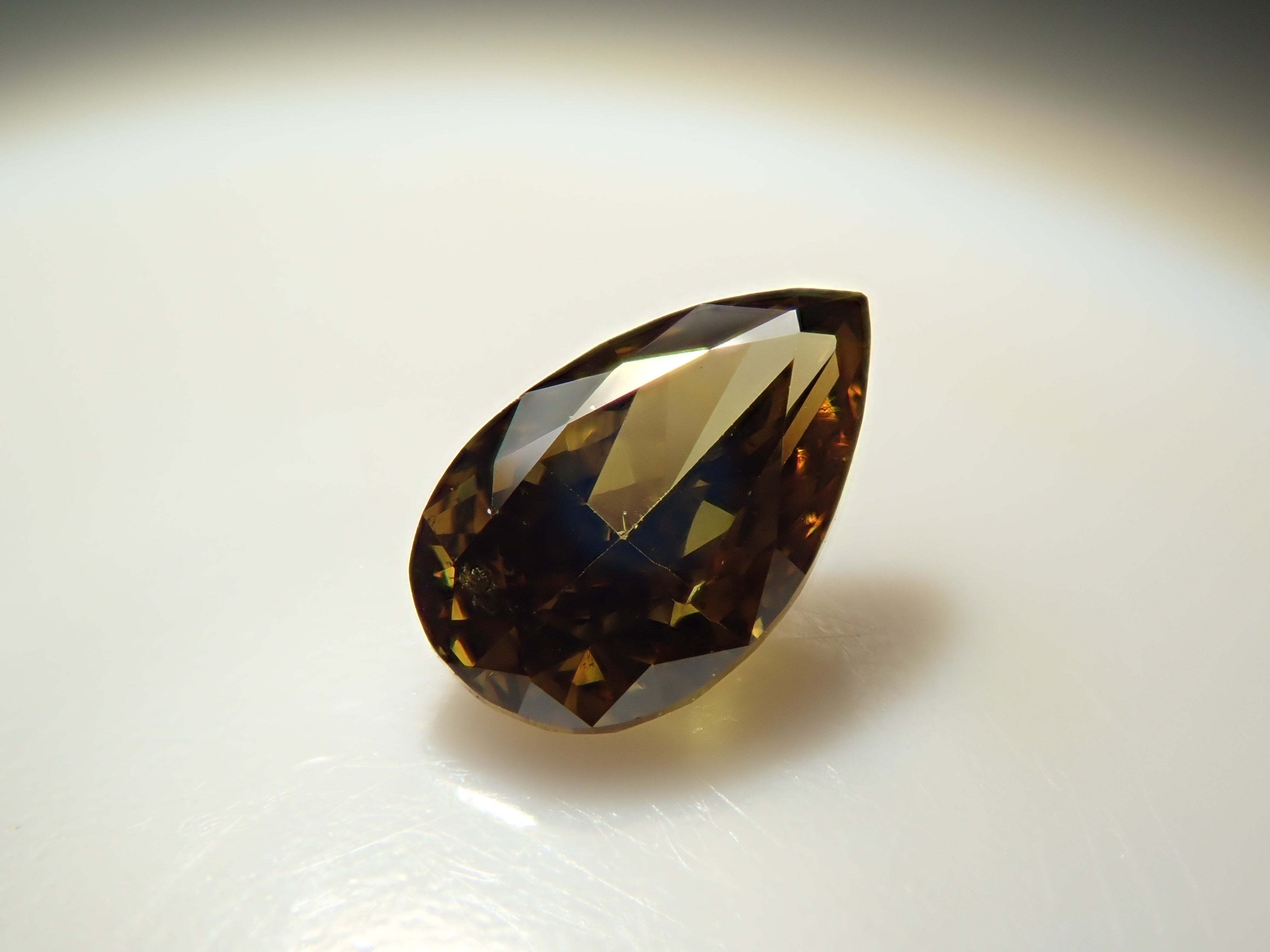 【32501860掲載】ブラウンダイヤモンド 0.174ctルース(FANCY DARK BROWN, SI-2)