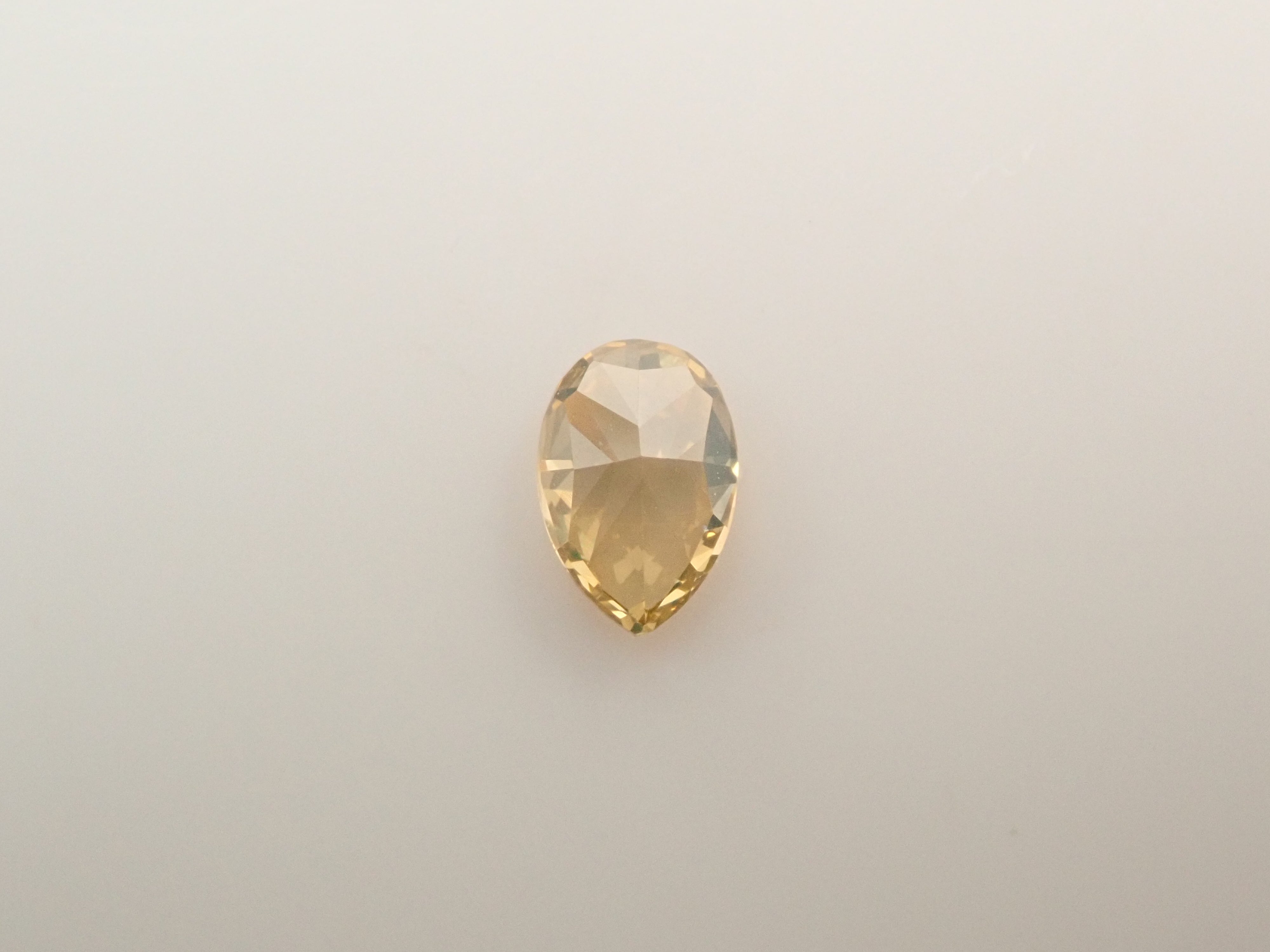 【32501861掲載】イエローダイヤモンド 0.209ctルース(FANCY DEEP BROWNISH YELLOW, VVS-2)