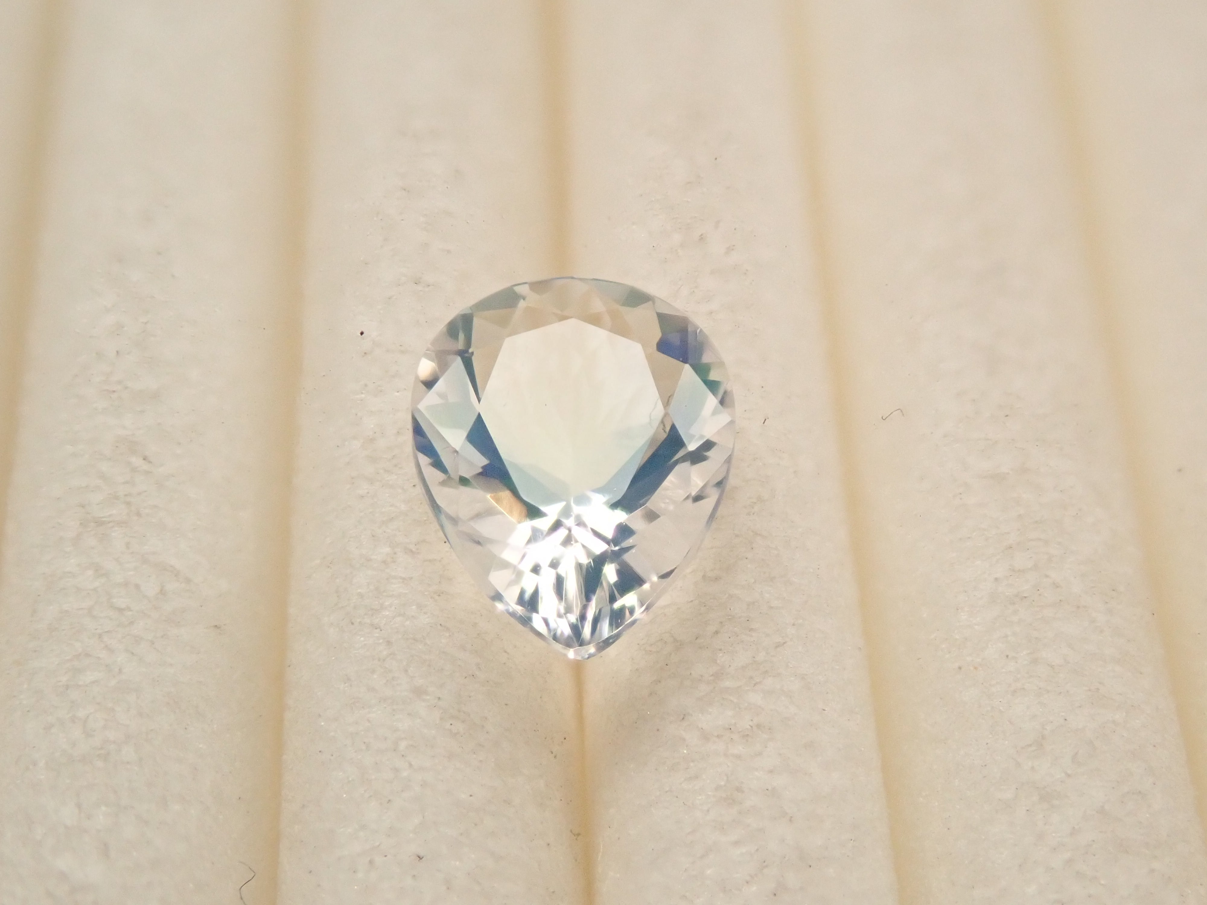 【12561168掲載】メキシコ産ウォーターオパール（ファセットカット） 0.349ctルース