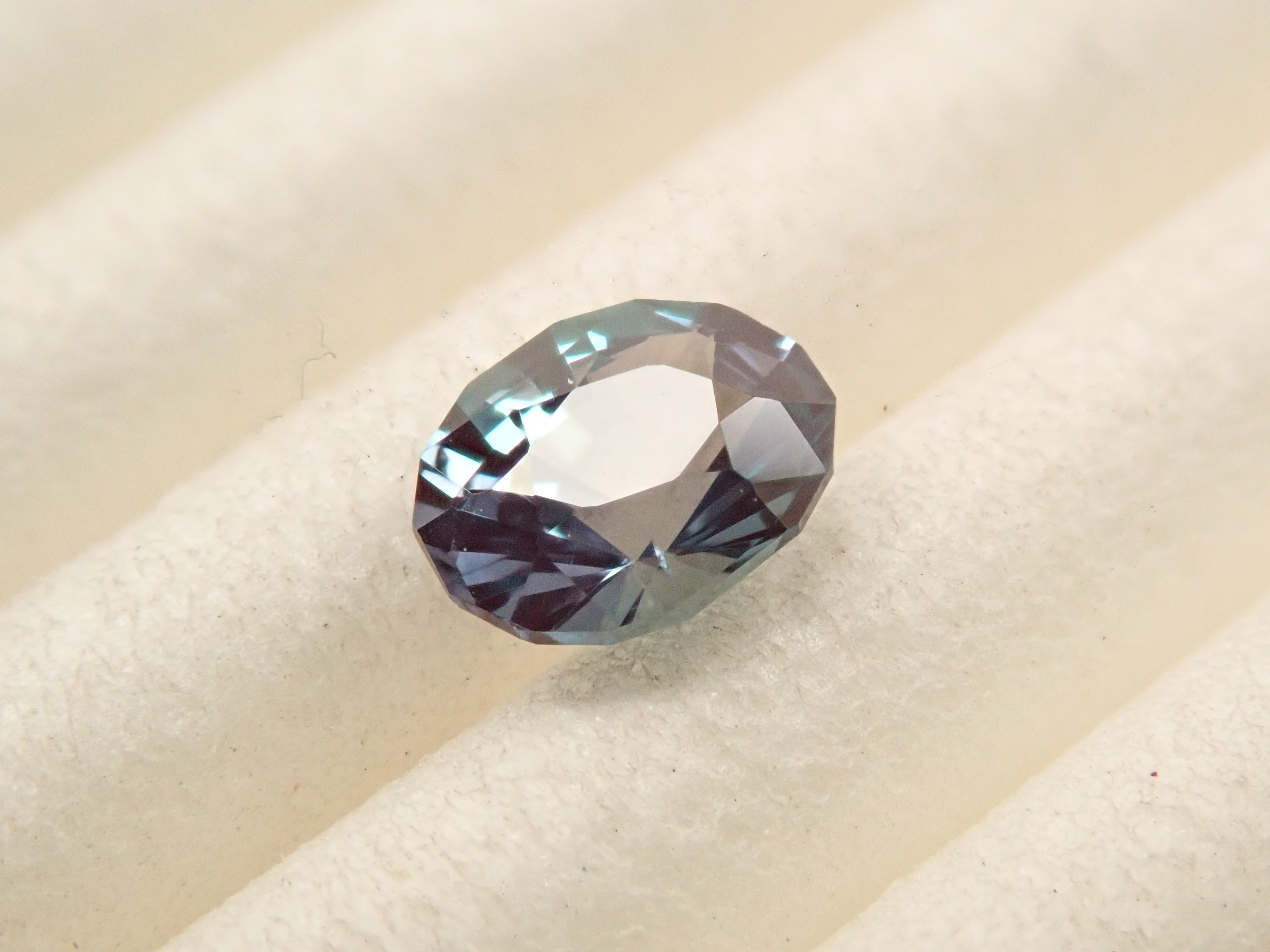 [Published on 12561221] Synthetic Alexandrite 0.338ct Loose Stone