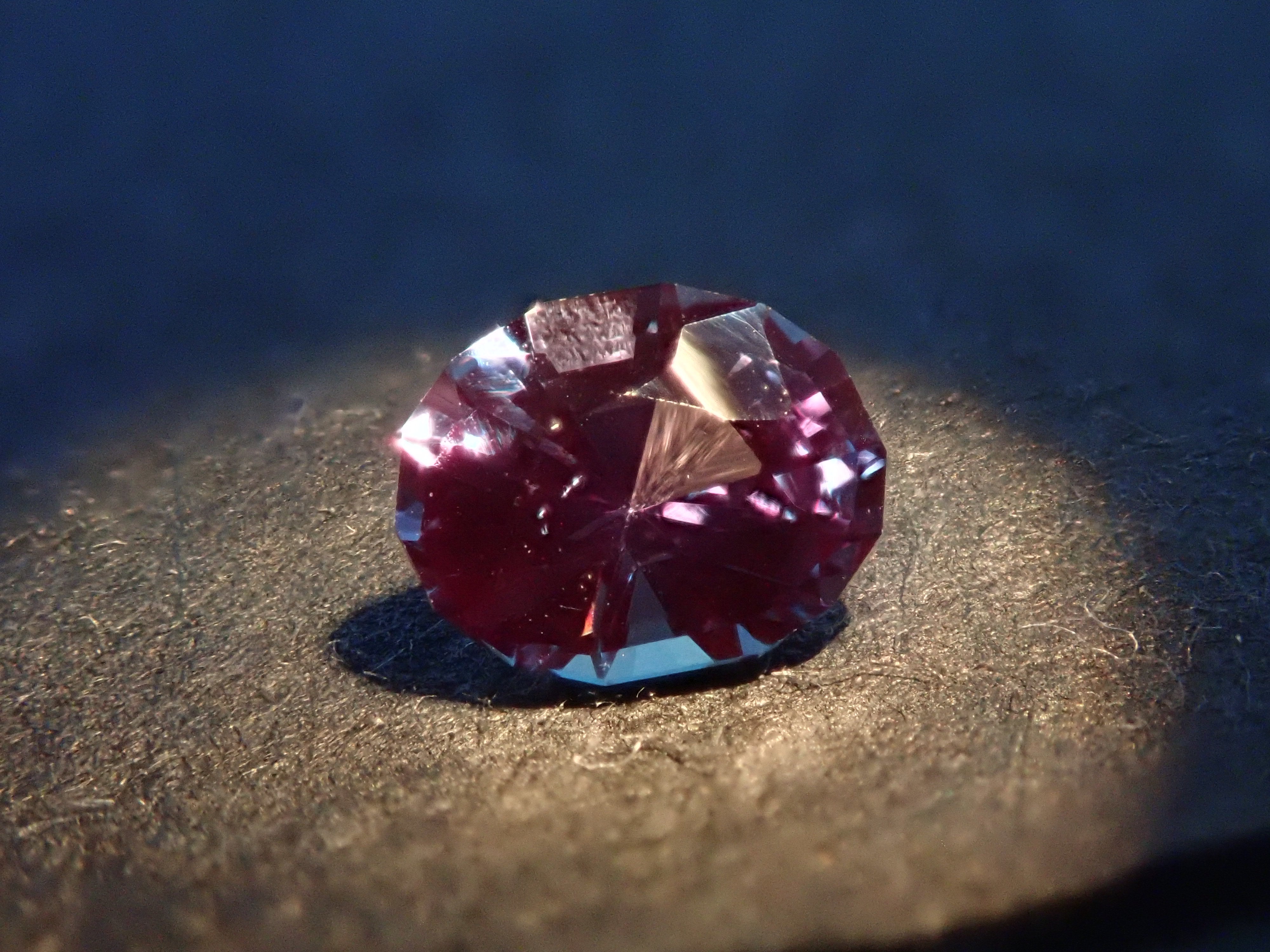 [Published on 12561221] Synthetic Alexandrite 0.338ct Loose Stone