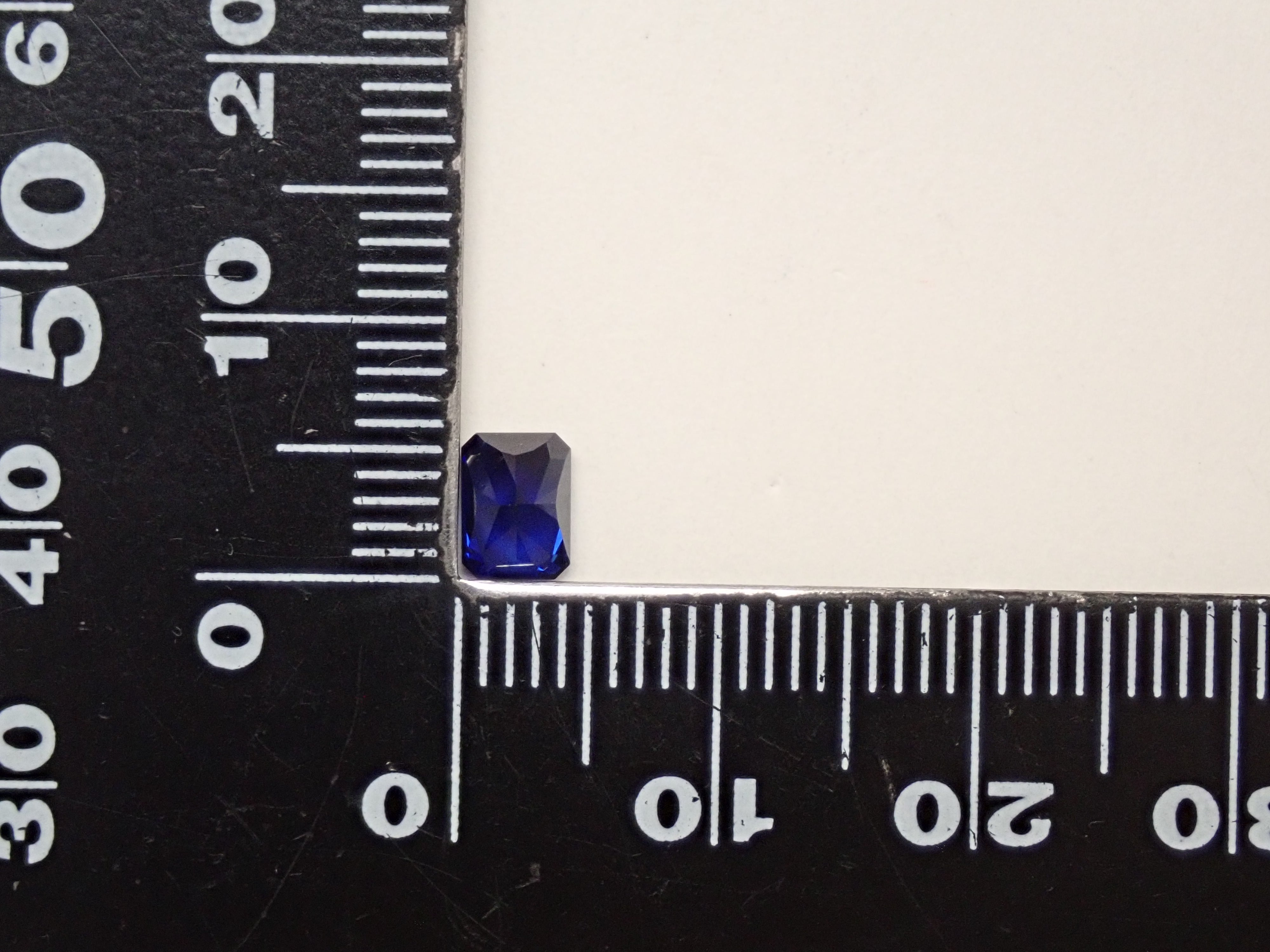[On Sale at 10 PM on 2/22] Synthetic Blue Sapphire 0.886ct Loose Stone (Synthetic Sapphire)