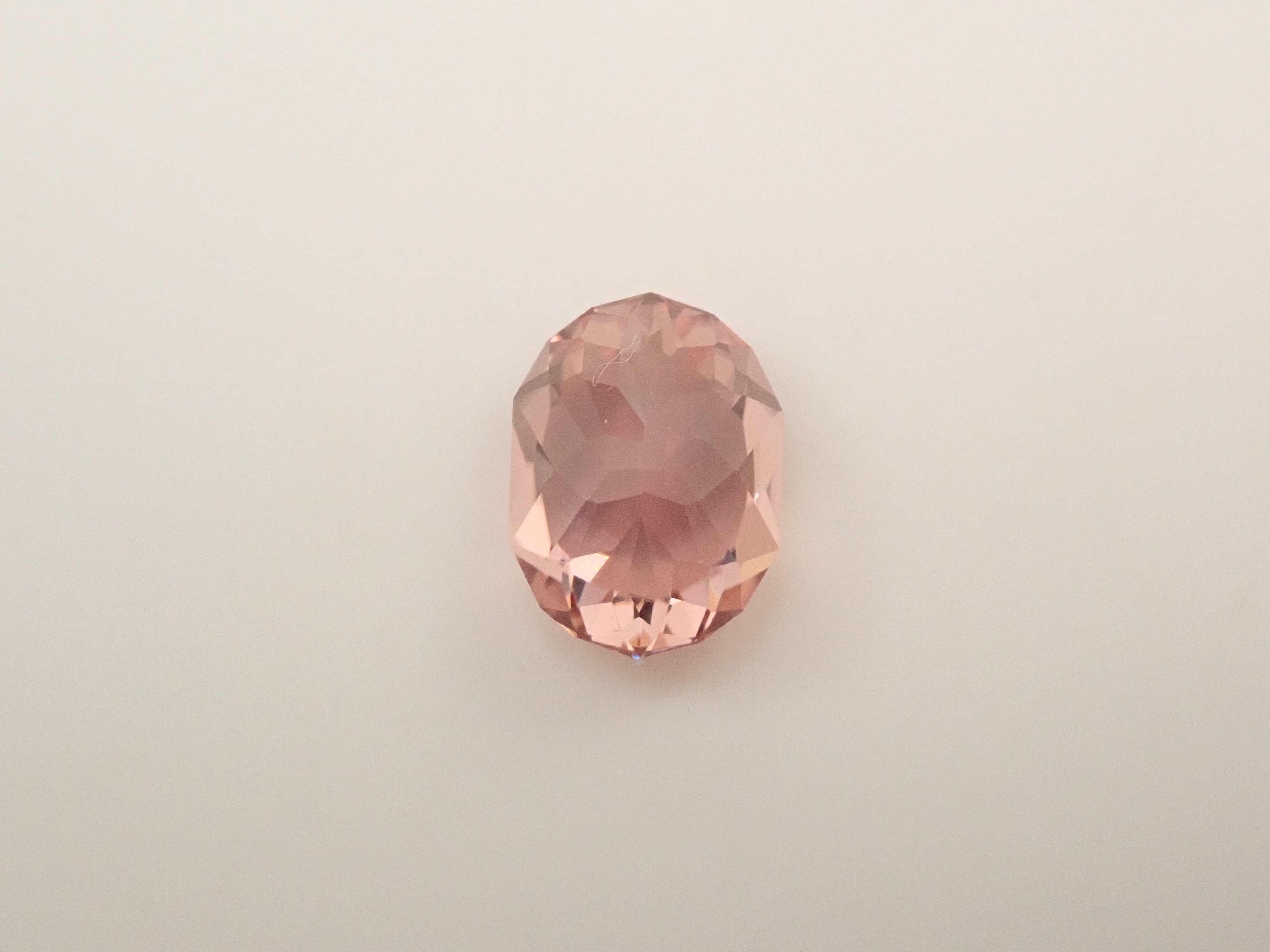 タンザニア産ピンクジルコン 1.736ctルース