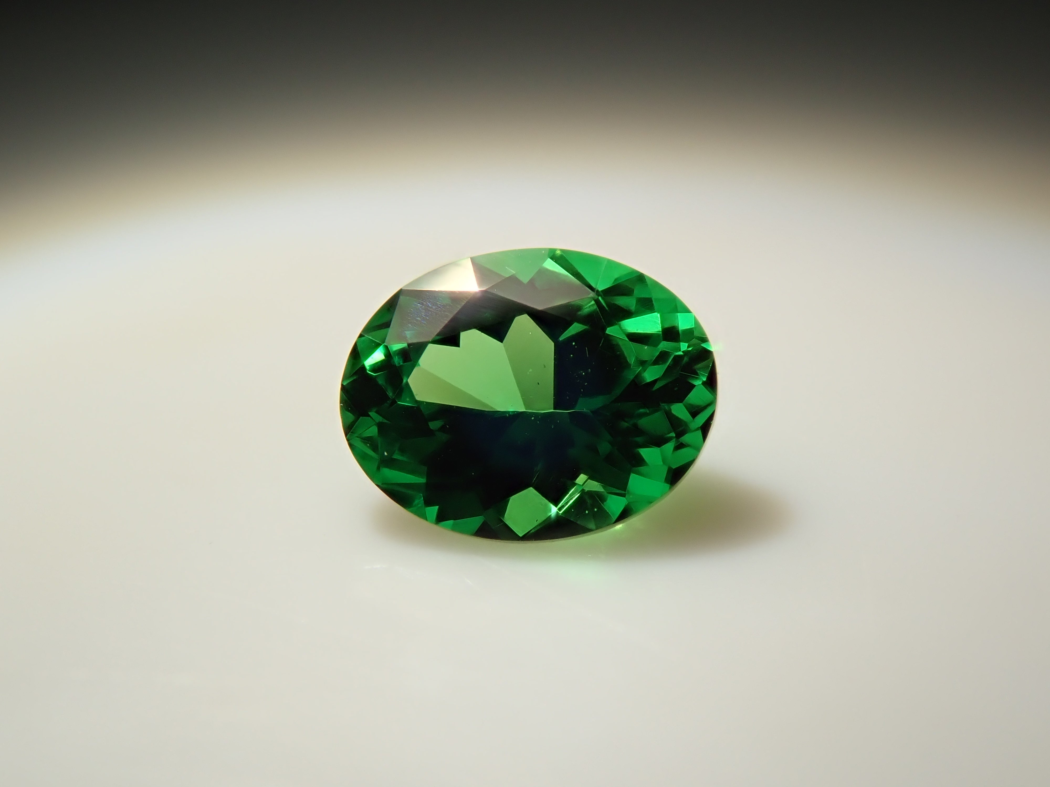 【2月26日晚間10點開賣】肯亞沙弗萊石 0.164克拉裸石