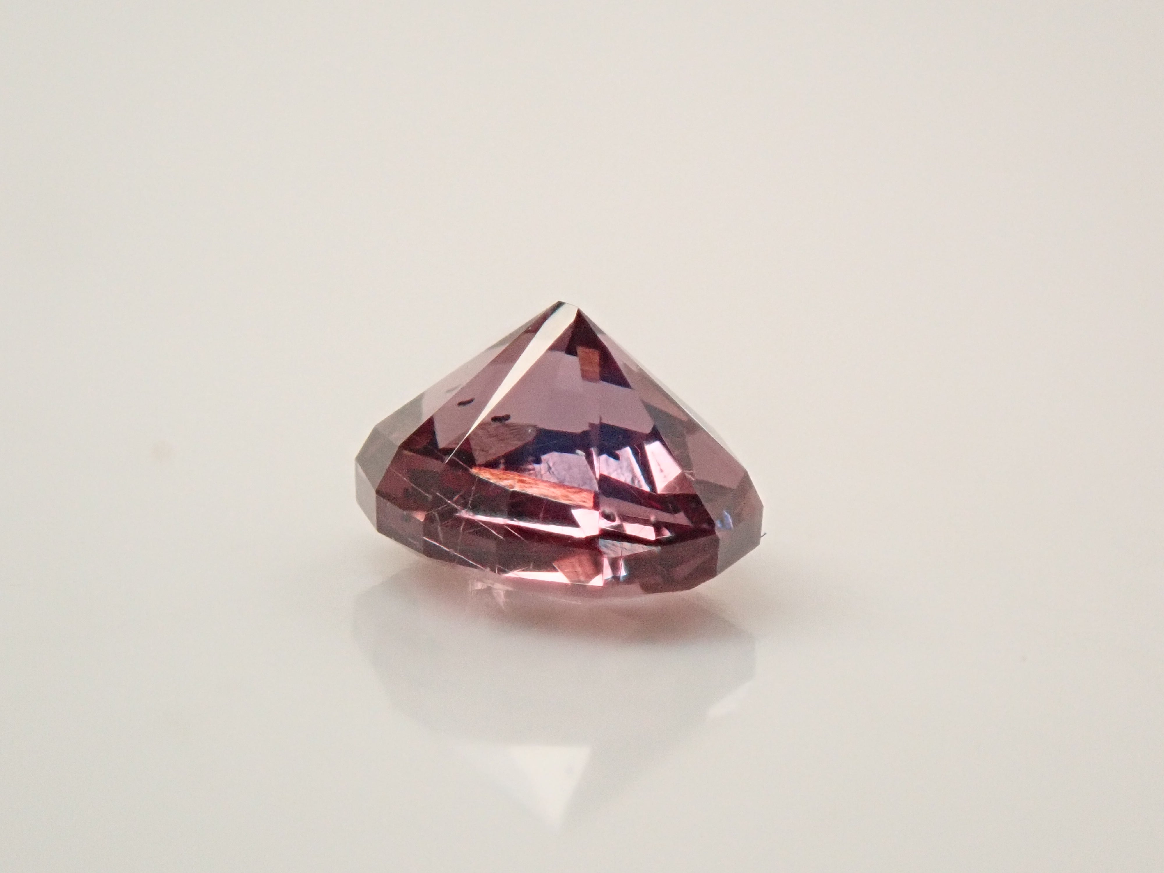 [On Sale 2/26 10pm] Tanzanian Color Change Garnet 0.607ct Loose