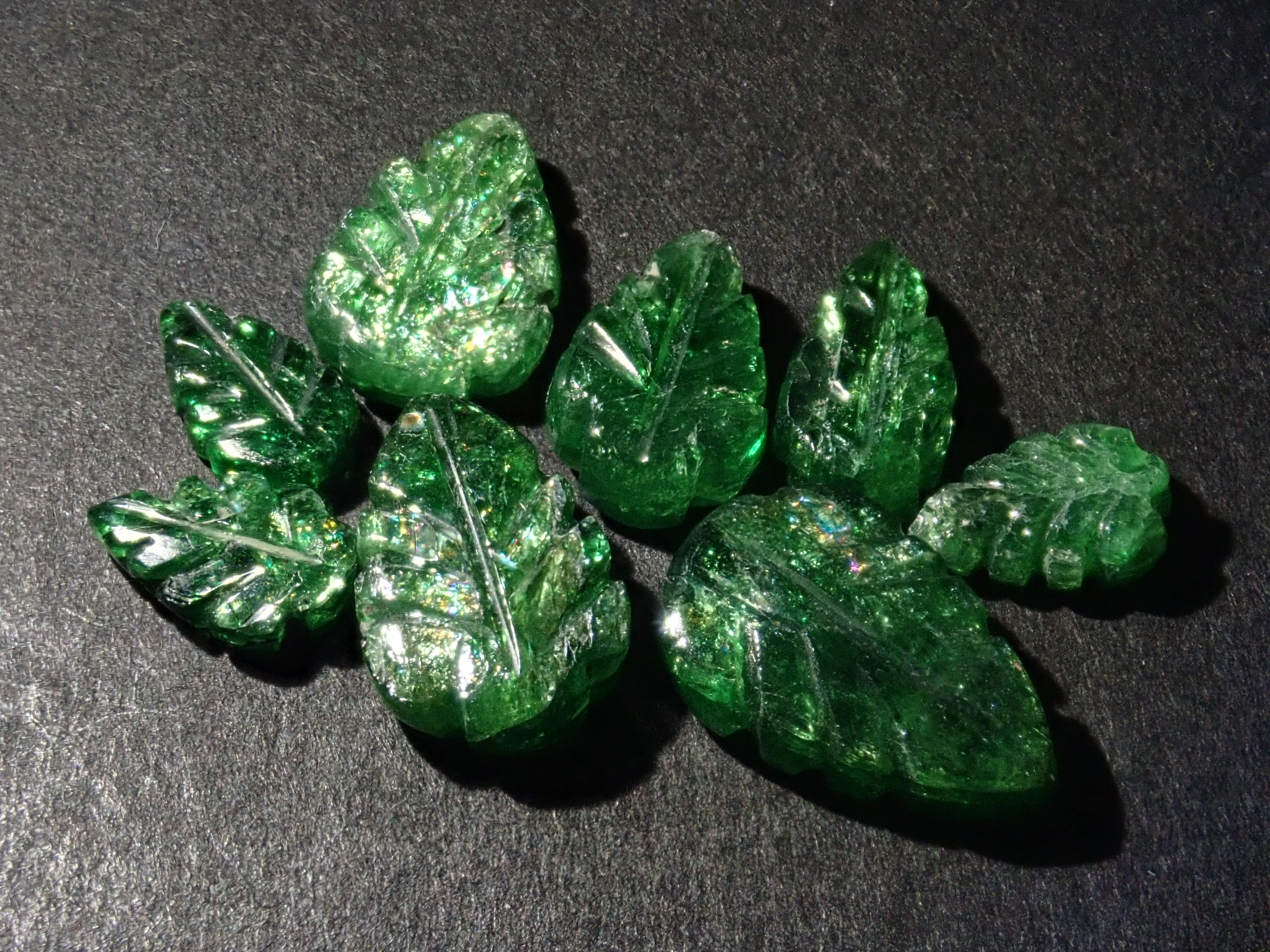 Limited to 8 stones Tsavorite + Emerald Loose 2 stone set Multiple purchase discounts available Multiple purchase discounts available