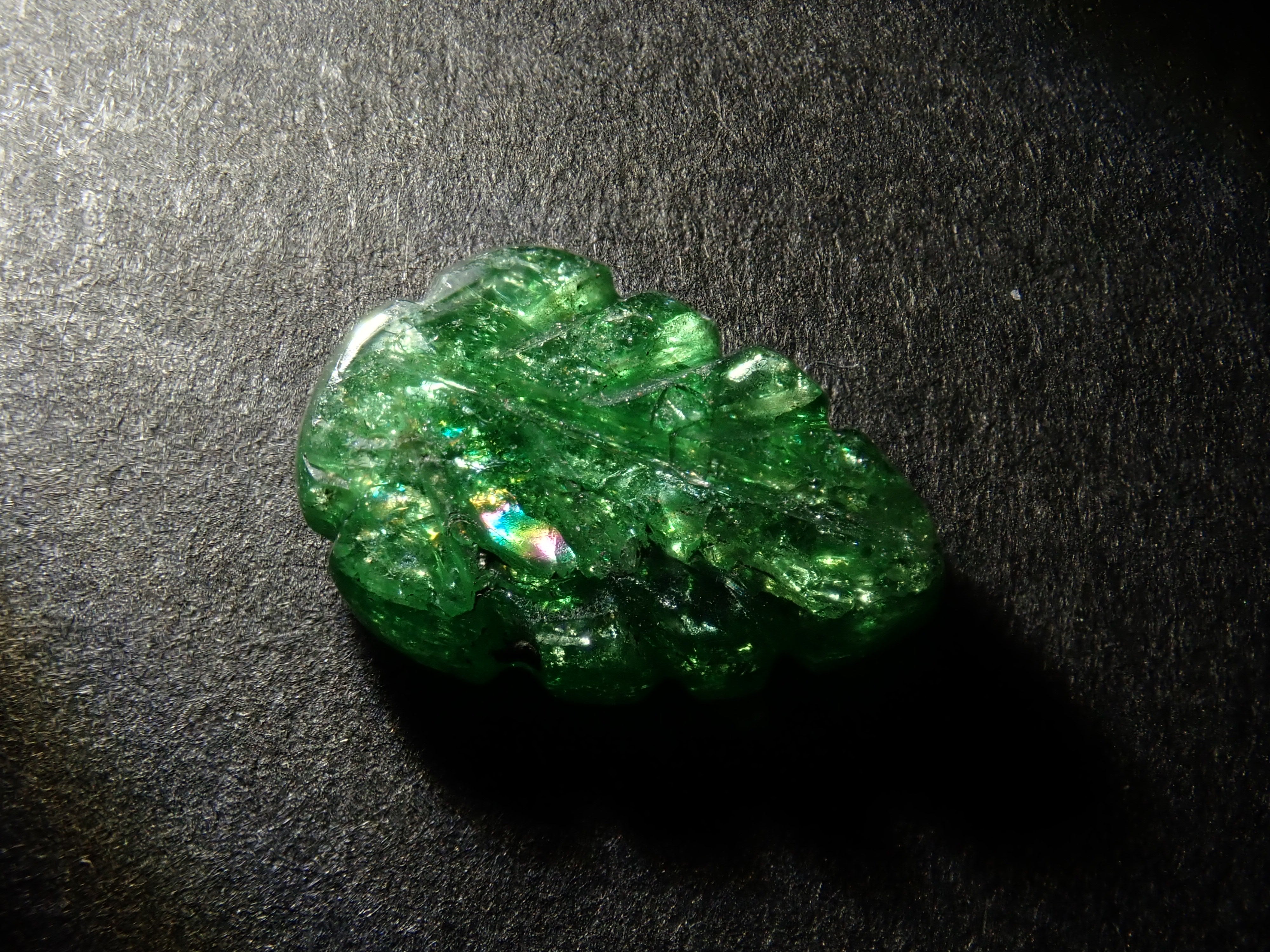 Limited to 8 stones Tsavorite + Emerald Loose 2 stone set Multiple purchase discounts available Multiple purchase discounts available