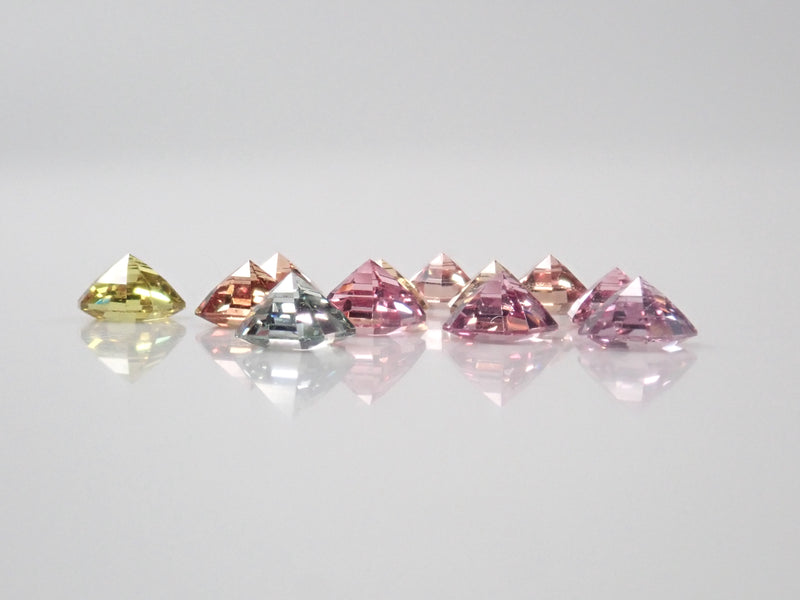 《Limited to 12 stones》 Gem gacha💎Sapphire gacha including 2 padparadscha sapphires (Hexagonal cut or Asscher cut, 3.5-4.0mm, purchased in Hong Kong)《Multiple purchase discount available》