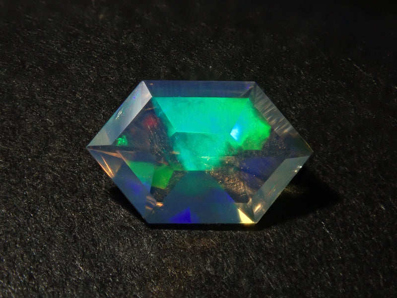 [Limited to 6 stones] [Mr. Sanjay] Mexican opal or Sri Lankan spinel 1 loose stone (with defects) [Multiple purchase discount available]