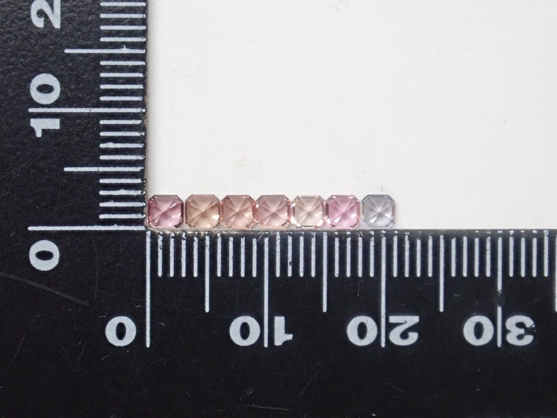 《限量8顆》寶石扭蛋💎藍寶石扭蛋含1顆帕帕拉恰藍寶石（上丁切工，3mm，香港購買）《多買有優惠》