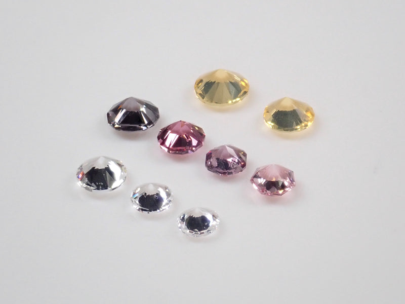 Limited to 9 stones [Mr. Sanjay] Oil in quartz, spinel, yellow opal 1 loose stone (damaged) [Multiple purchase discount available]
