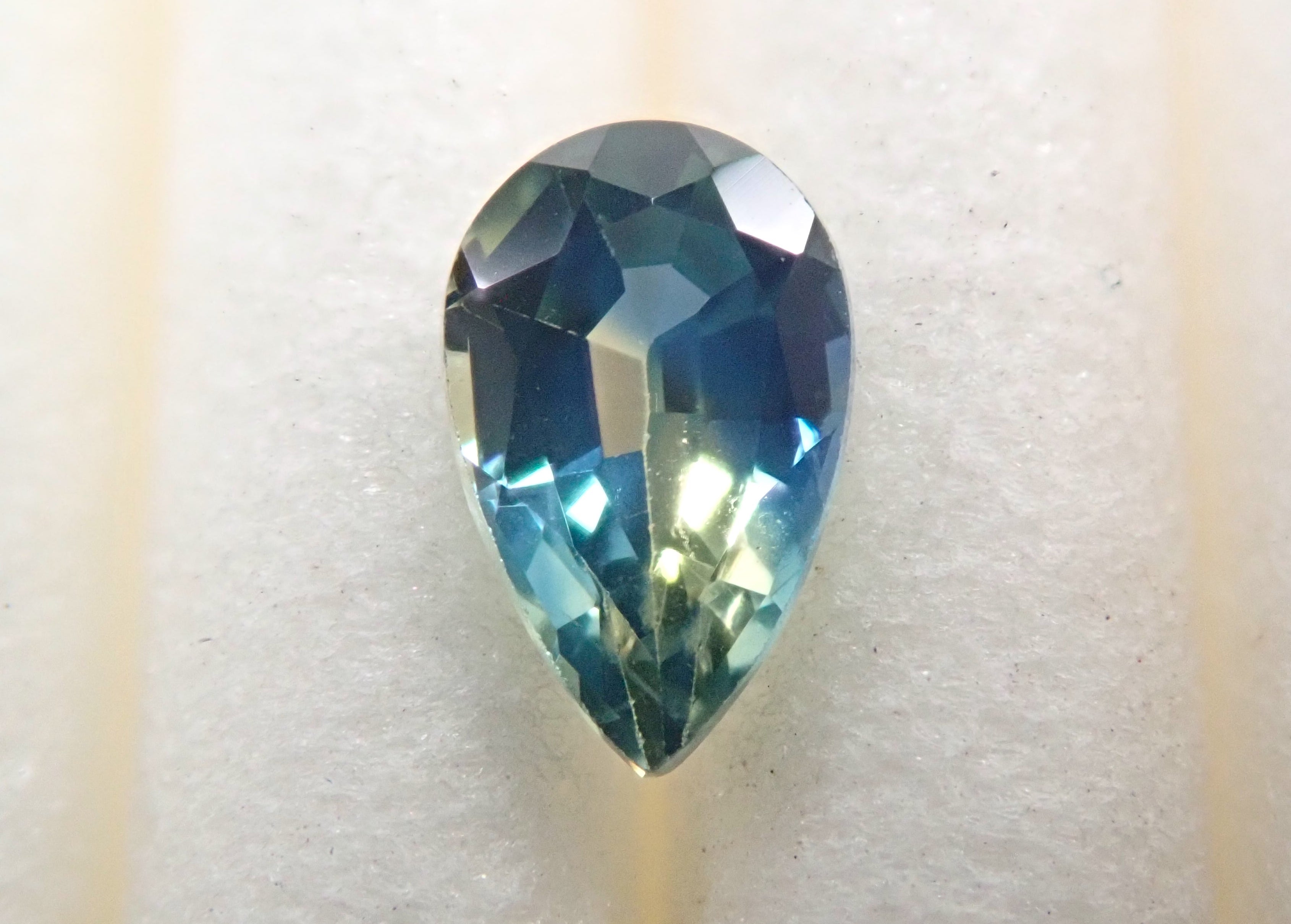 Montana Sapphire (Bi-Color Sapphire) 0.294ct Loose