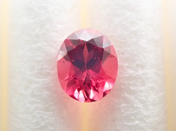 Red spinel 0.181ct loose