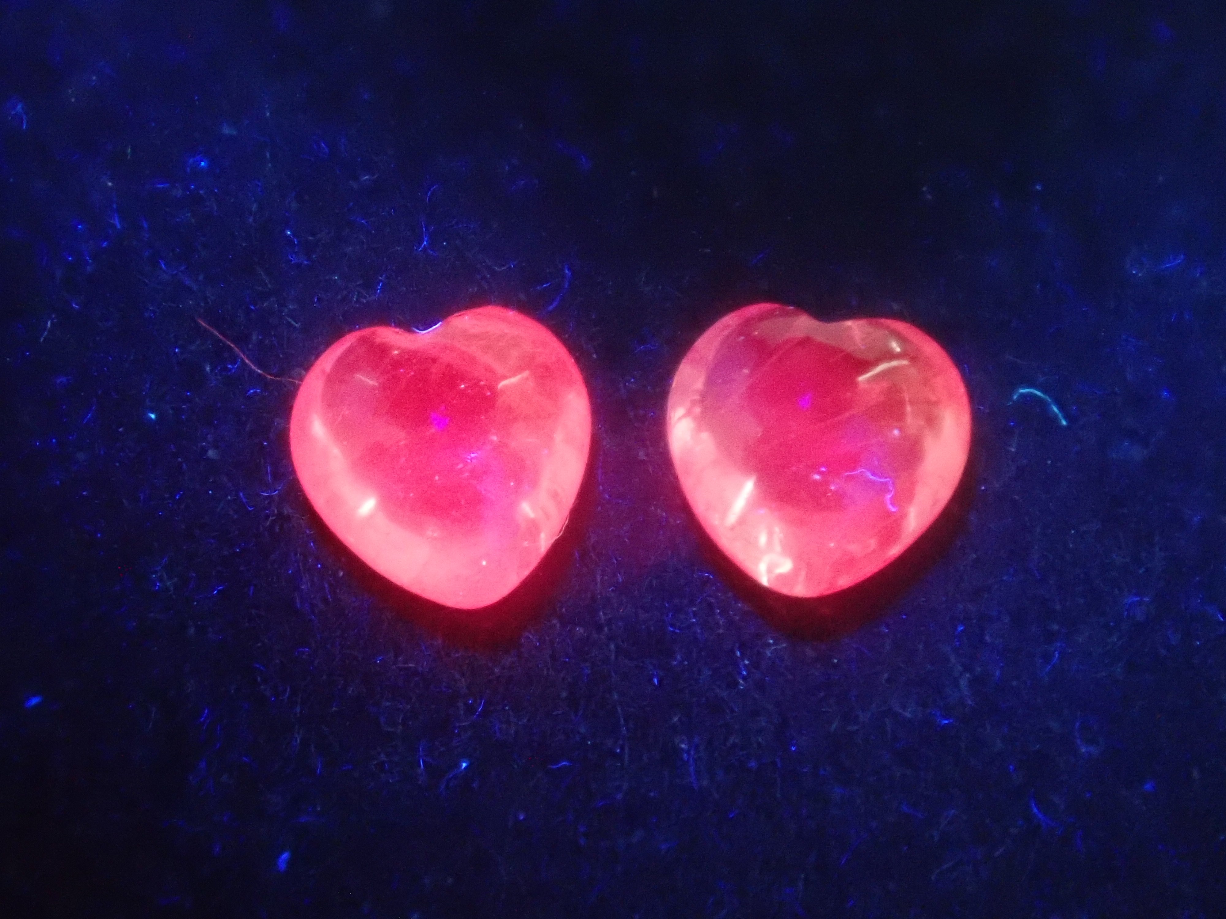 【2/28 22時販売】《限定2石》グリーンランド産ピンクサファイア1石ルース（5.0mm,ハートシェイプ,証明書付）《複数購入割引有》