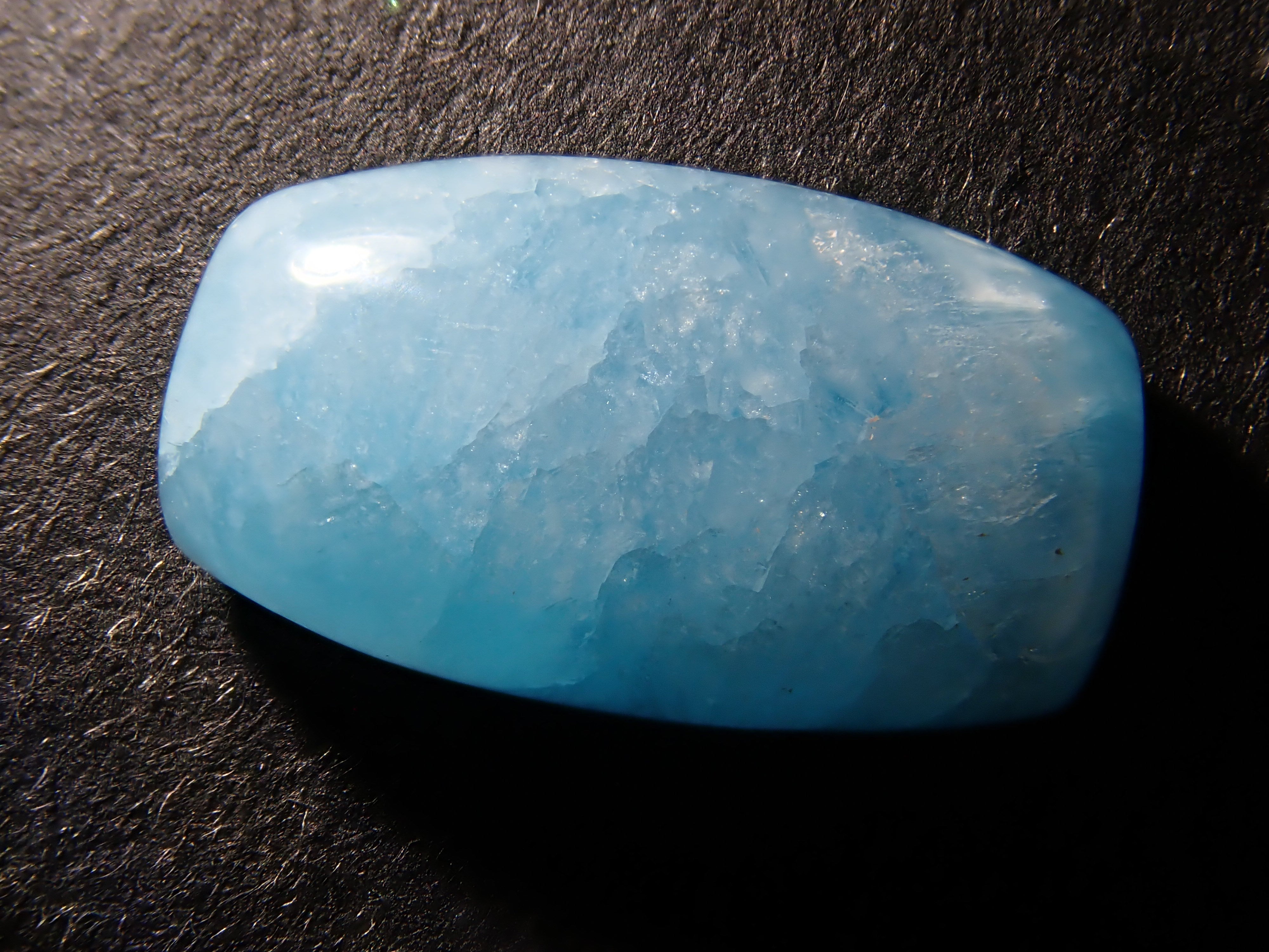 【12562029掲載】コンゴ産ヘミモルファイト 4.272ctルース