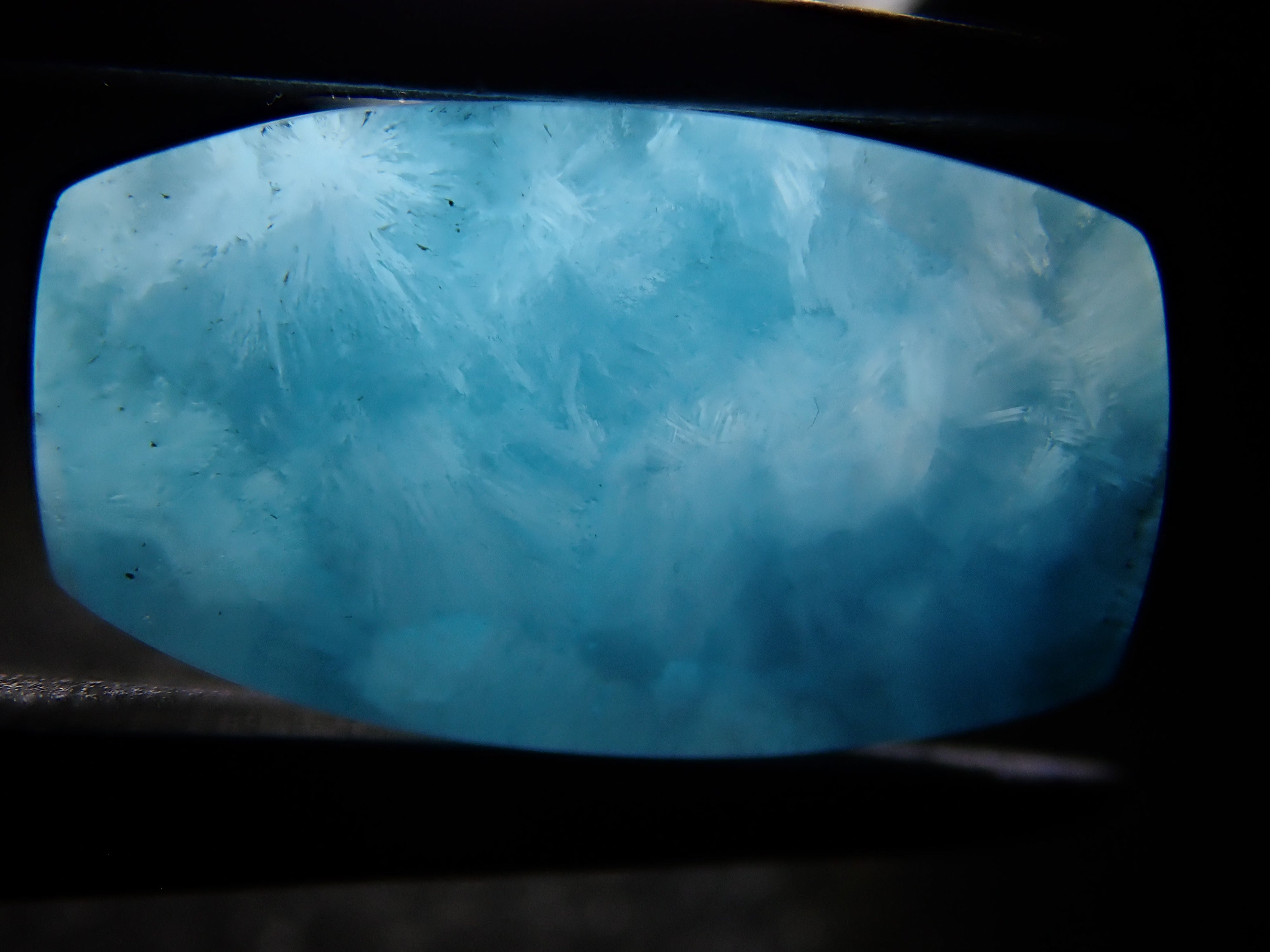 【12562029掲載】コンゴ産ヘミモルファイト 4.272ctルース