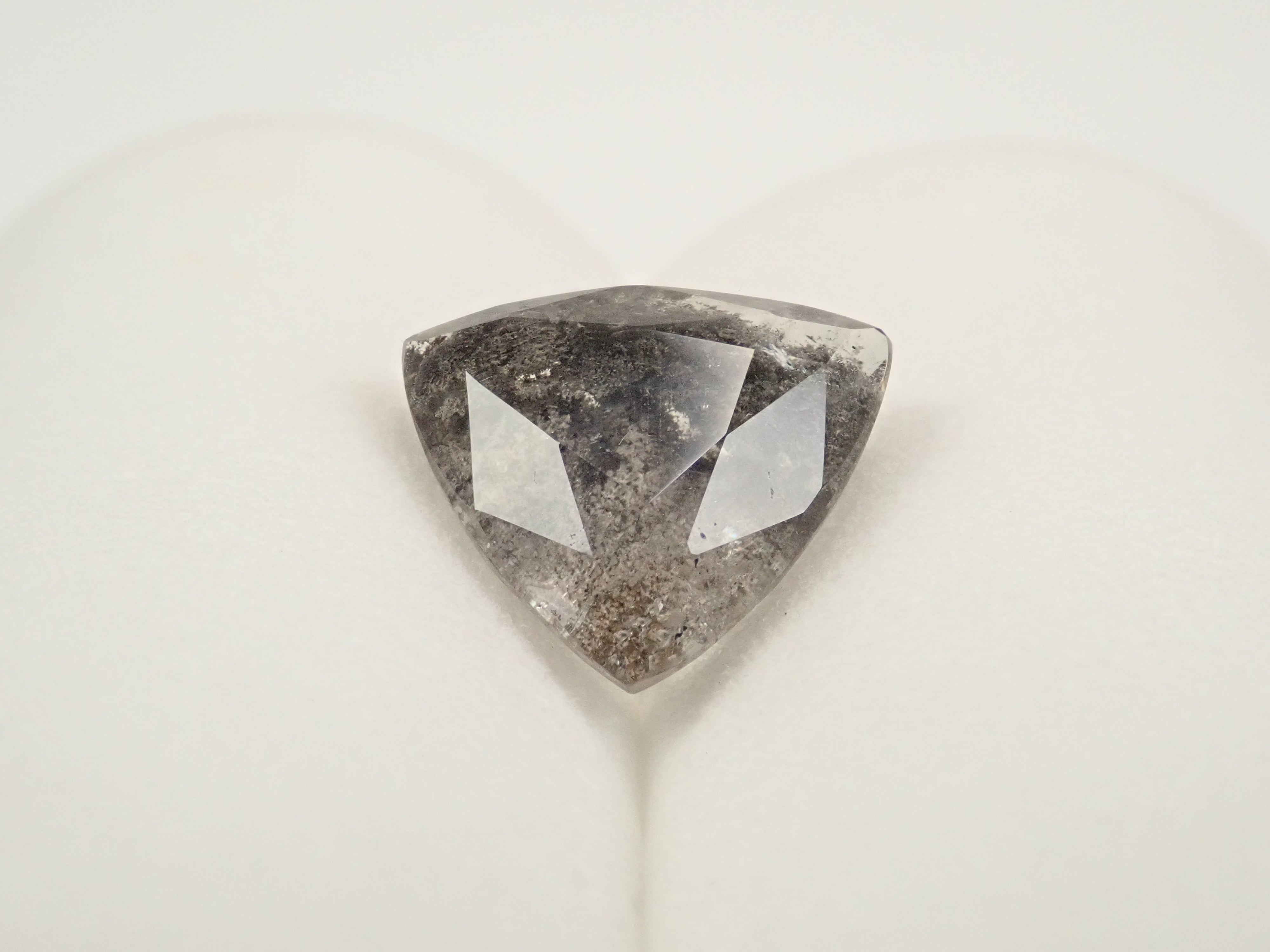 【12561990掲載】ブラジル産ブラックガーデンクォーツ 4.278ctルース