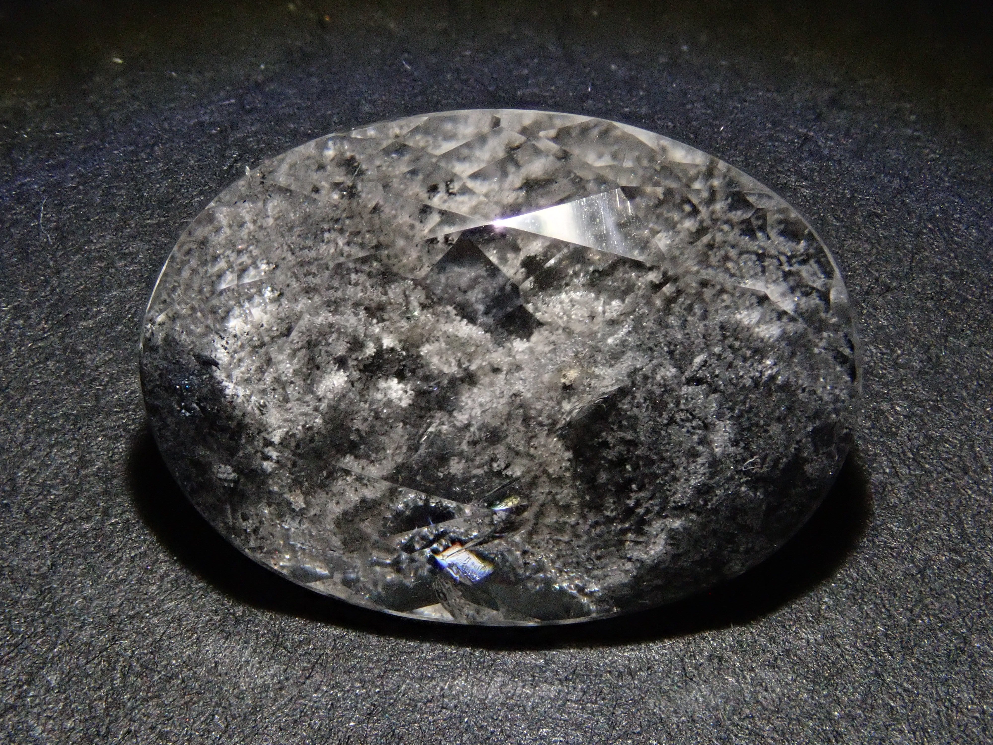 【12561991掲載】ブラジル産ブラックガーデンクォーツ 5.722ctルース