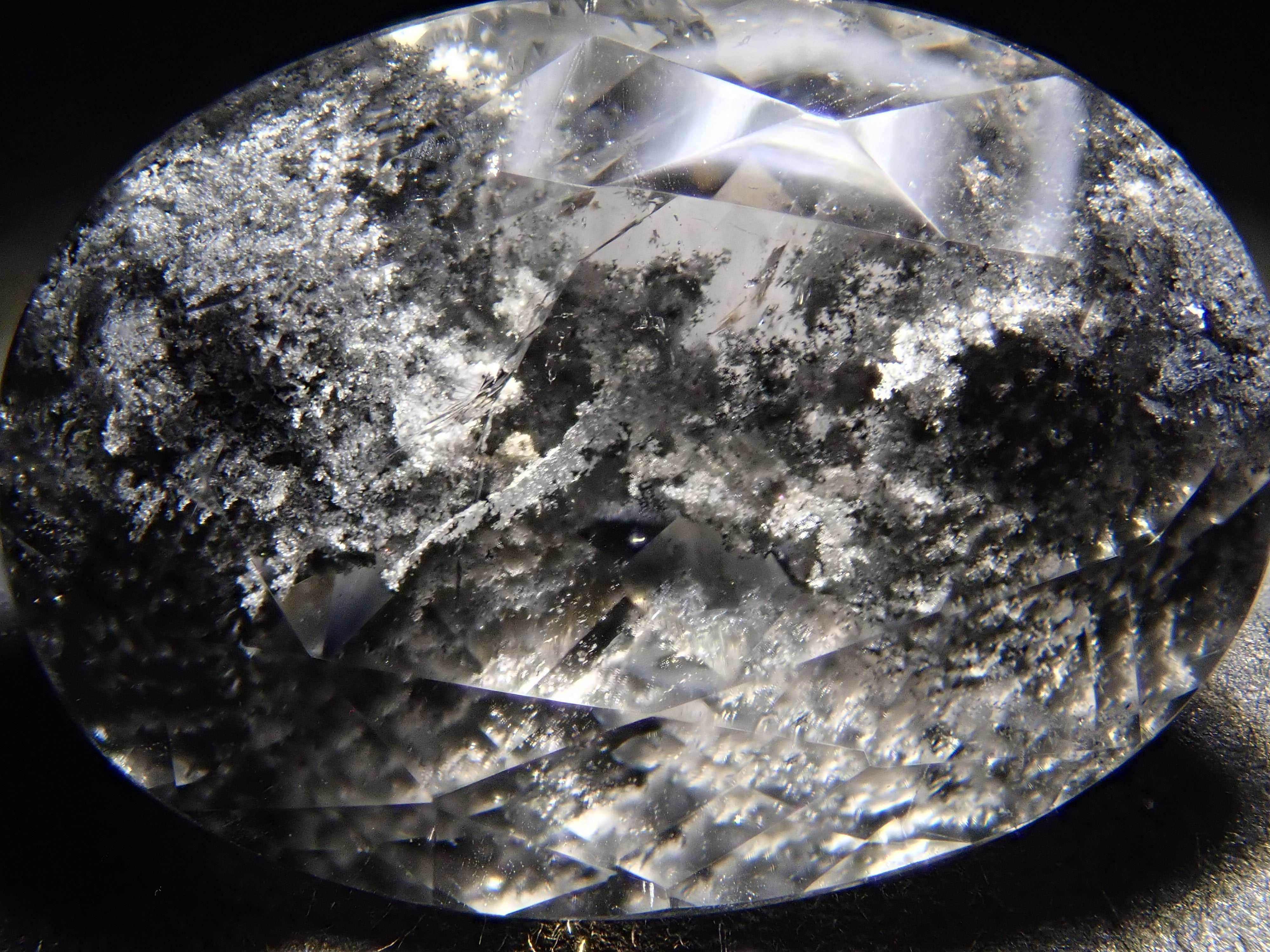 【12561991掲載】ブラジル産ブラックガーデンクォーツ 5.722ctルース