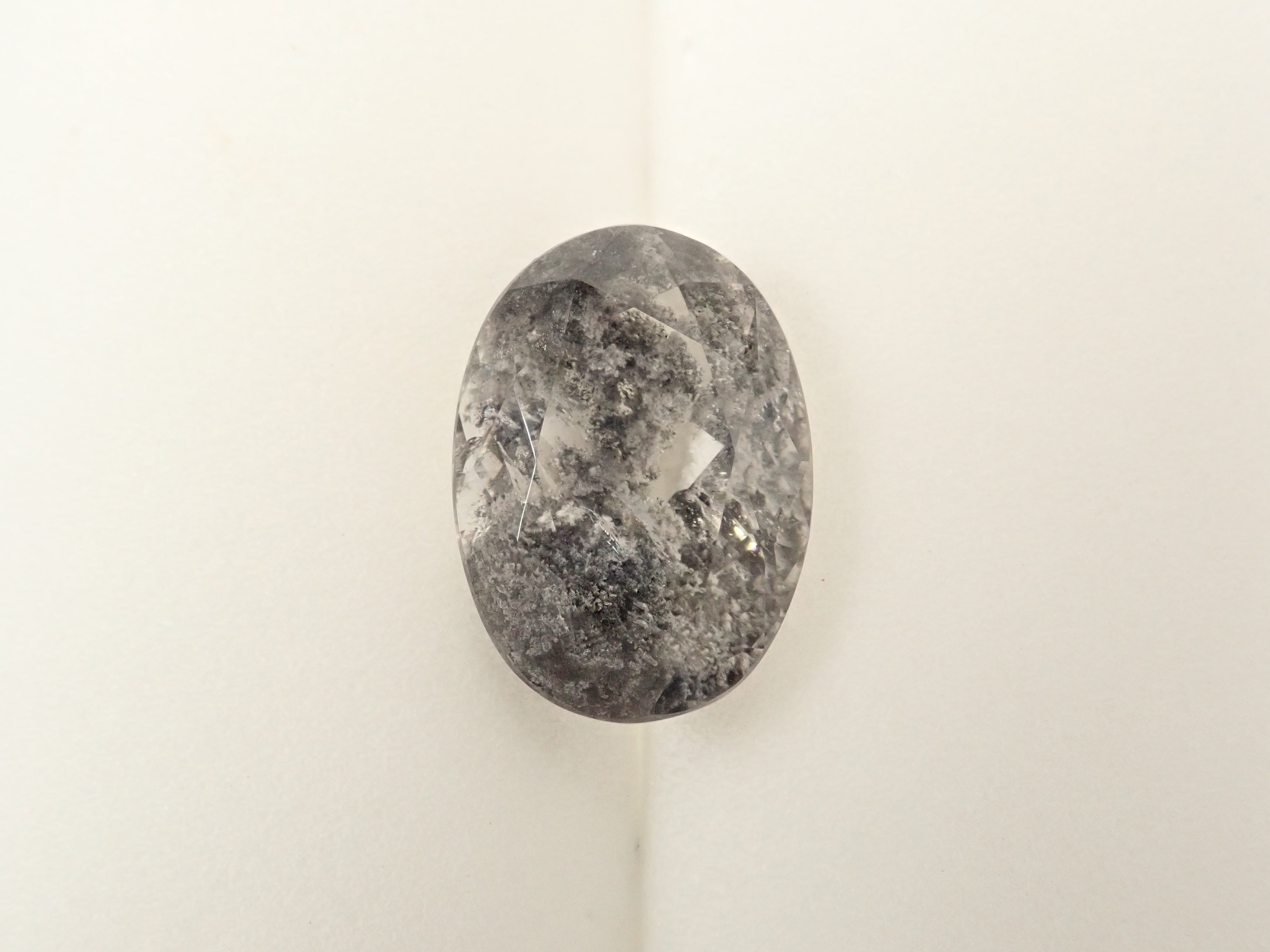 【12561991掲載】ブラジル産ブラックガーデンクォーツ 5.722ctルース