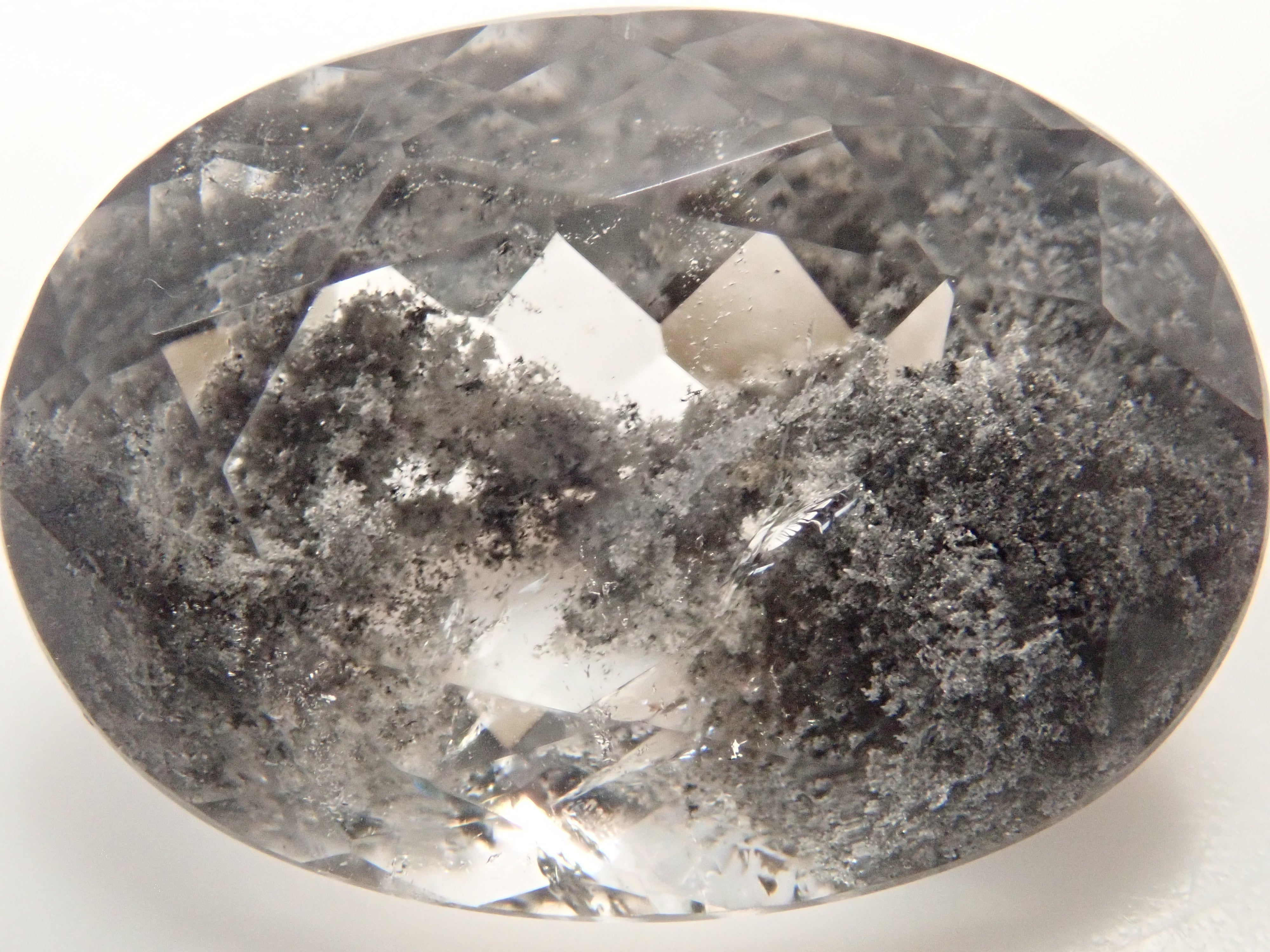 【12561991掲載】ブラジル産ブラックガーデンクォーツ 5.722ctルース