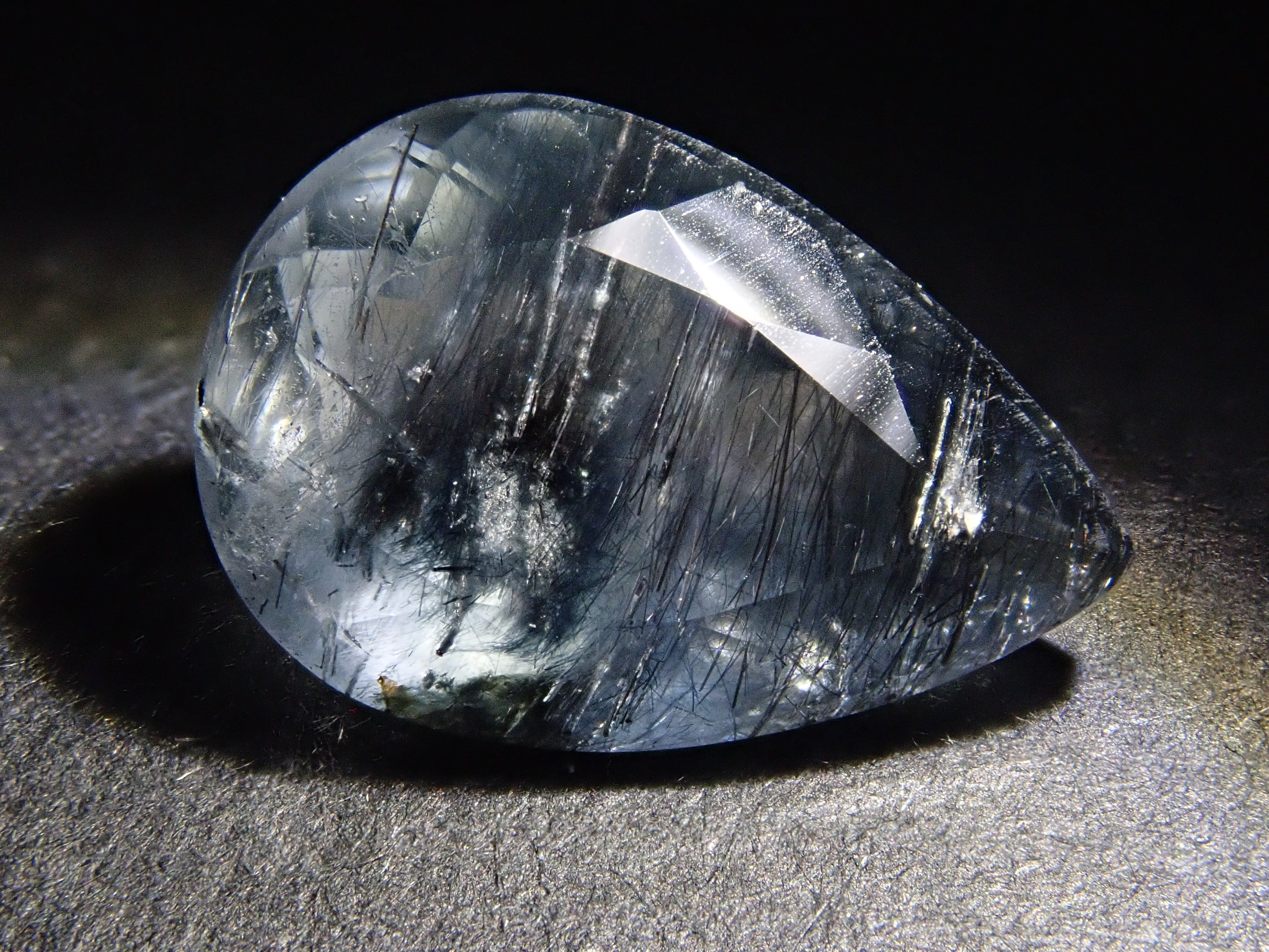 【12561992掲載】ブラジル産ブルートルマリンインクォーツ 3.379ctルース