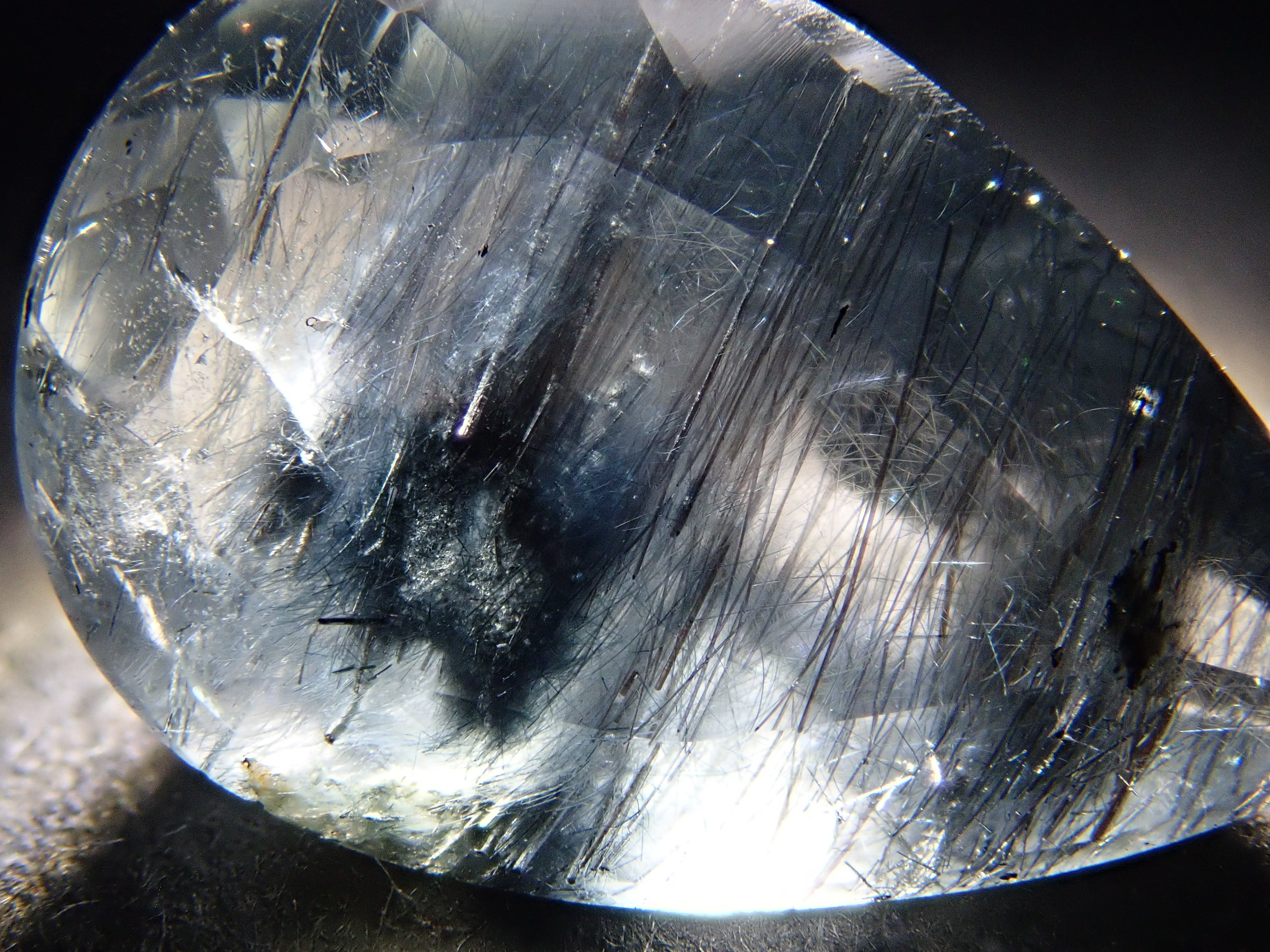 【12561992掲載】ブラジル産ブルートルマリンインクォーツ 3.379ctルース