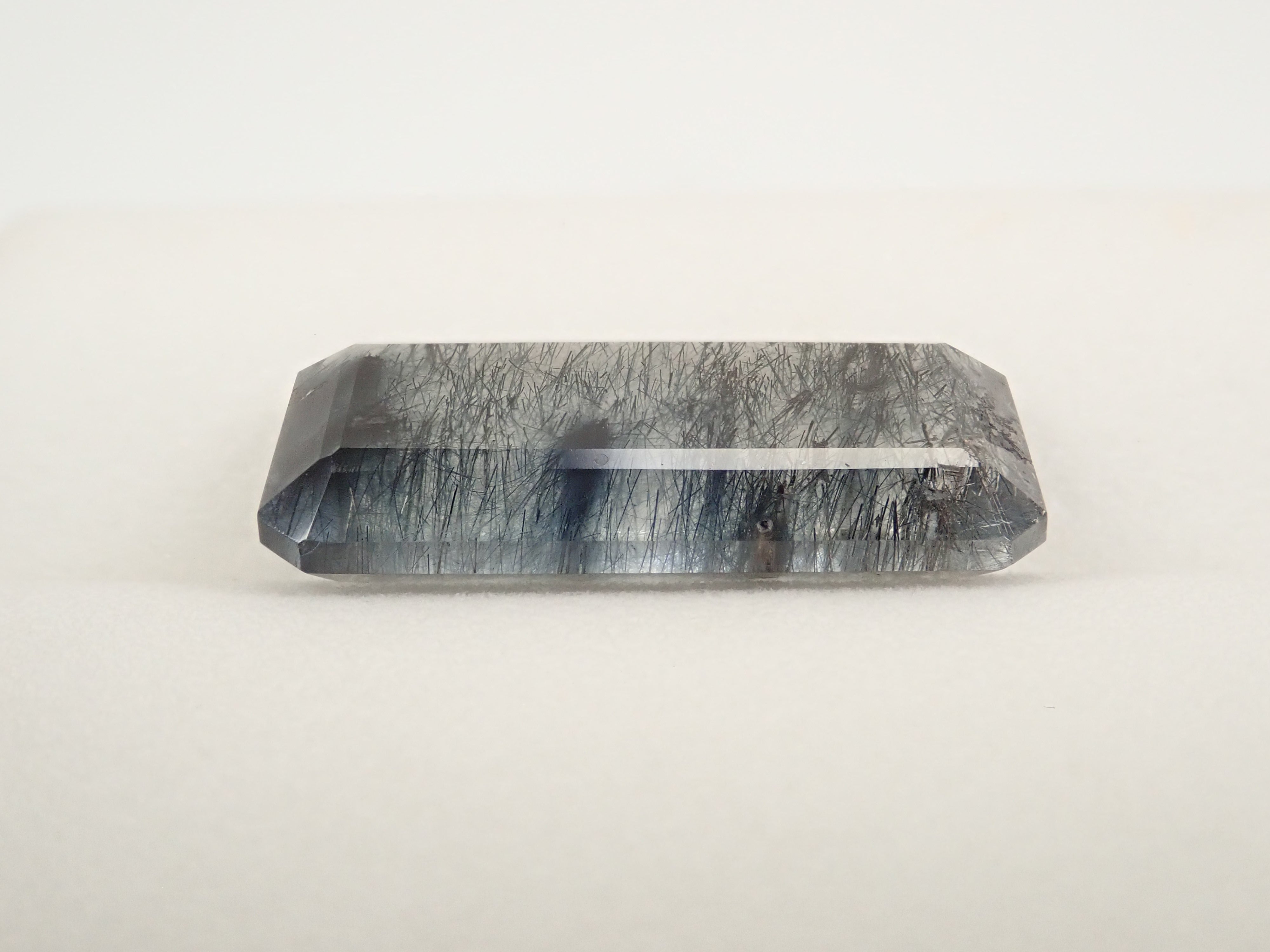 【12561994掲載】ブラジル産ブルートルマリンインクォーツ 9.251ctルース