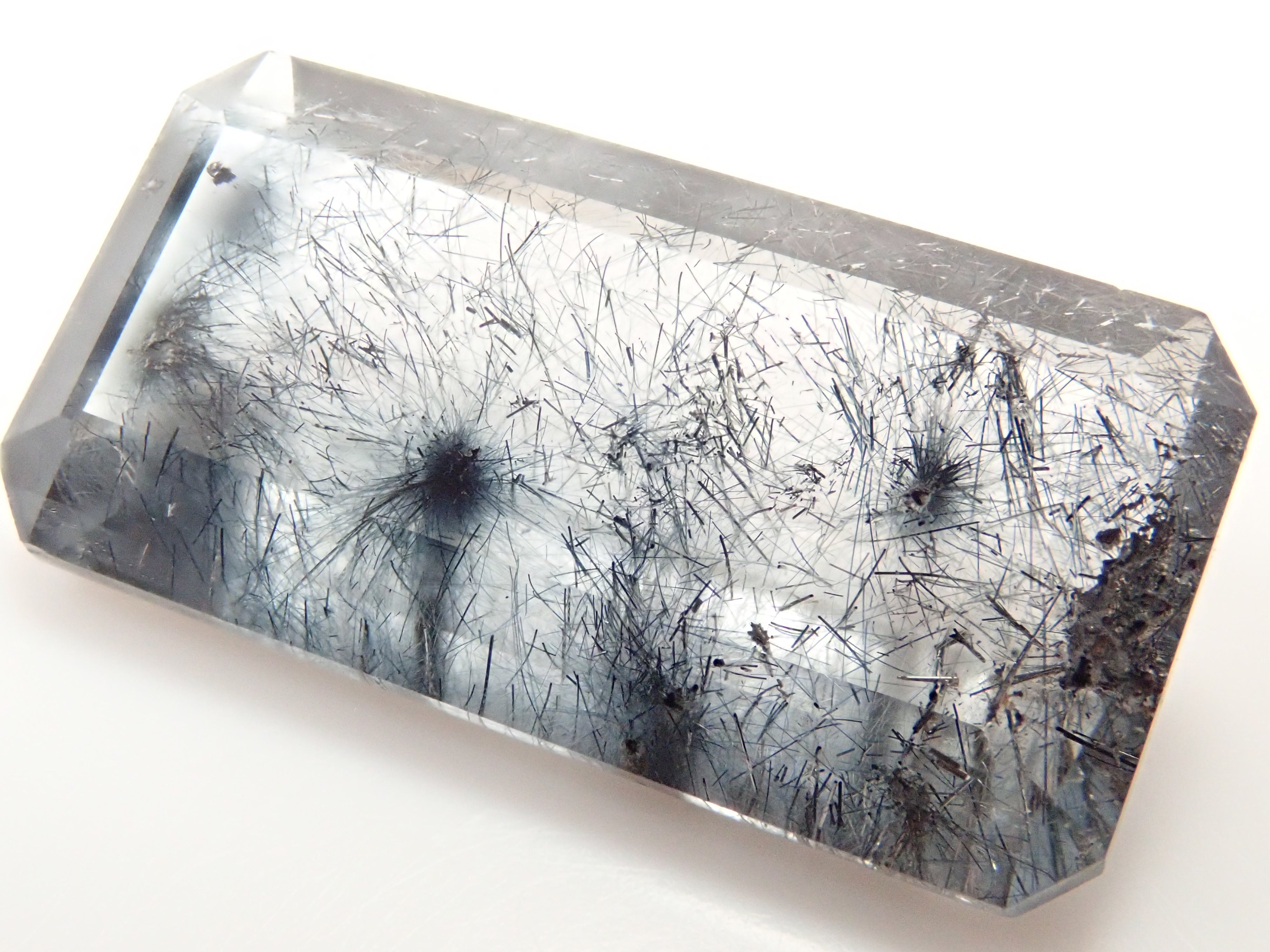 【12561994掲載】ブラジル産ブルートルマリンインクォーツ 9.251ctルース