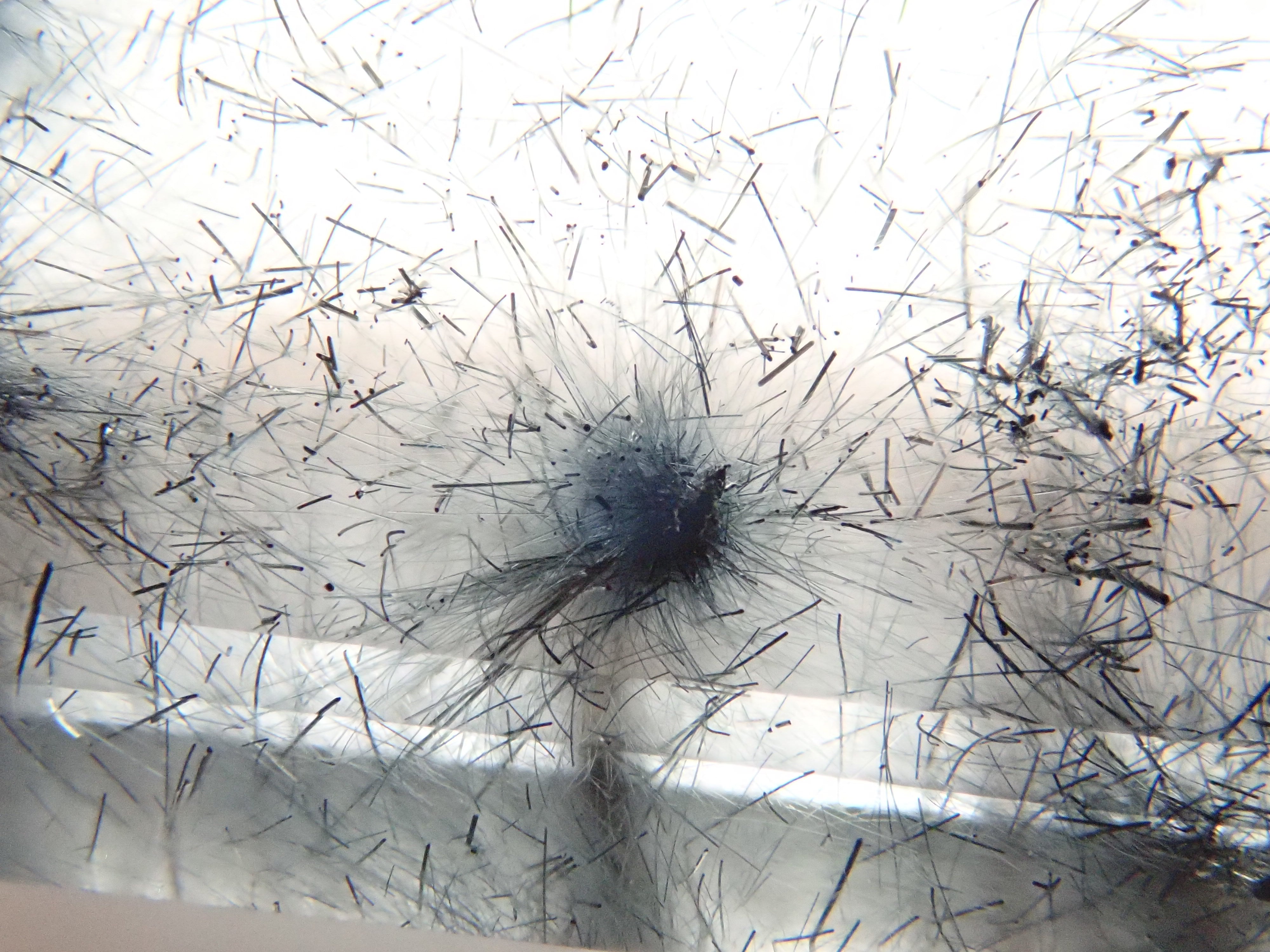 【12561994掲載】ブラジル産ブルートルマリンインクォーツ 9.251ctルース