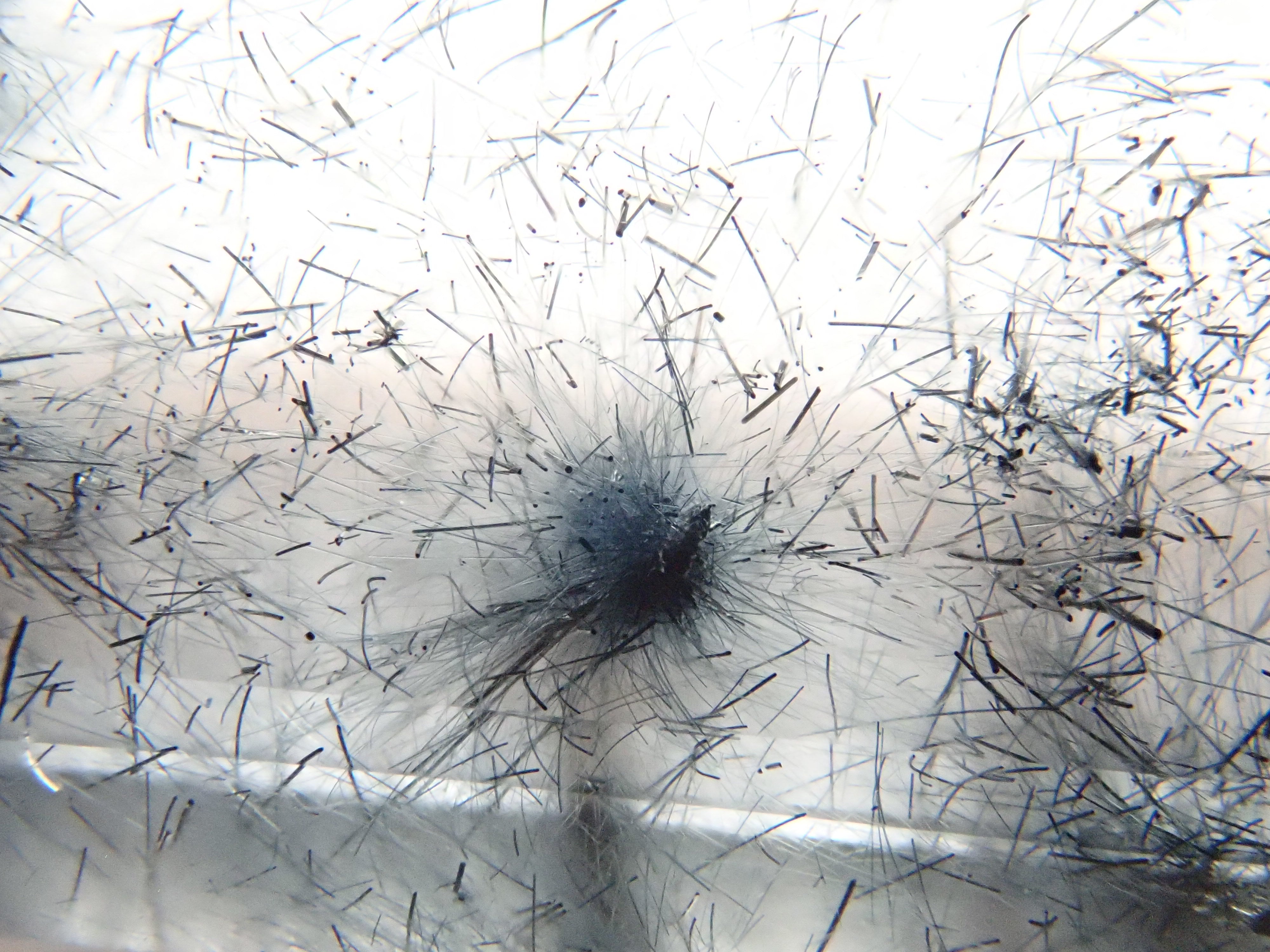 【12561994掲載】ブラジル産ブルートルマリンインクォーツ 9.251ctルース