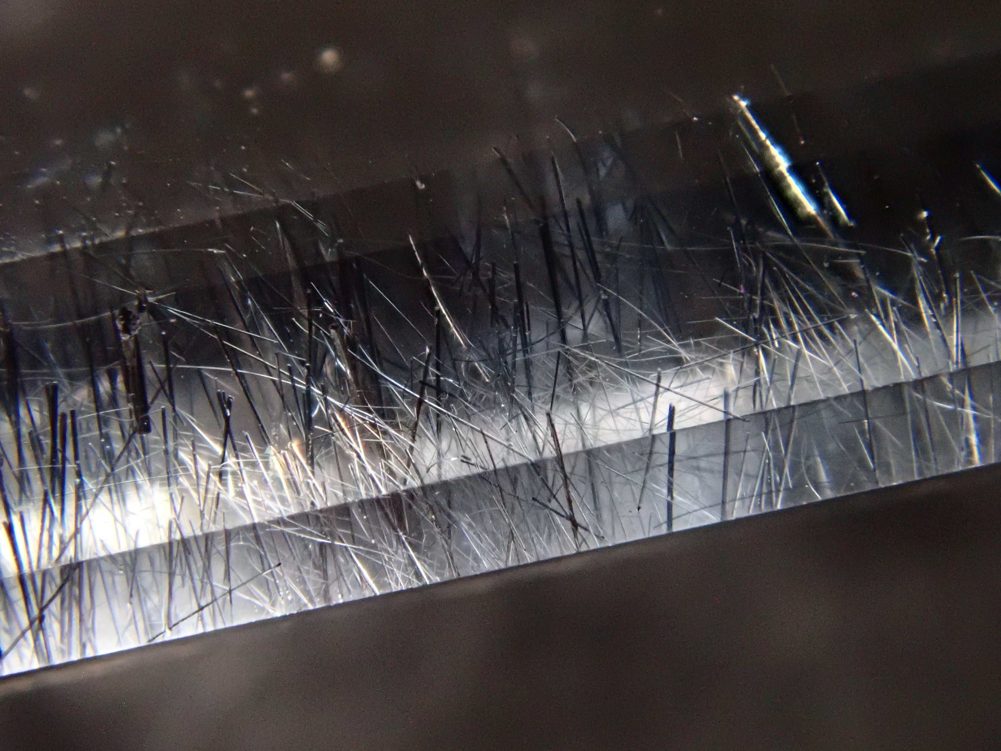 【12561994掲載】ブラジル産ブルートルマリンインクォーツ 9.251ctルース