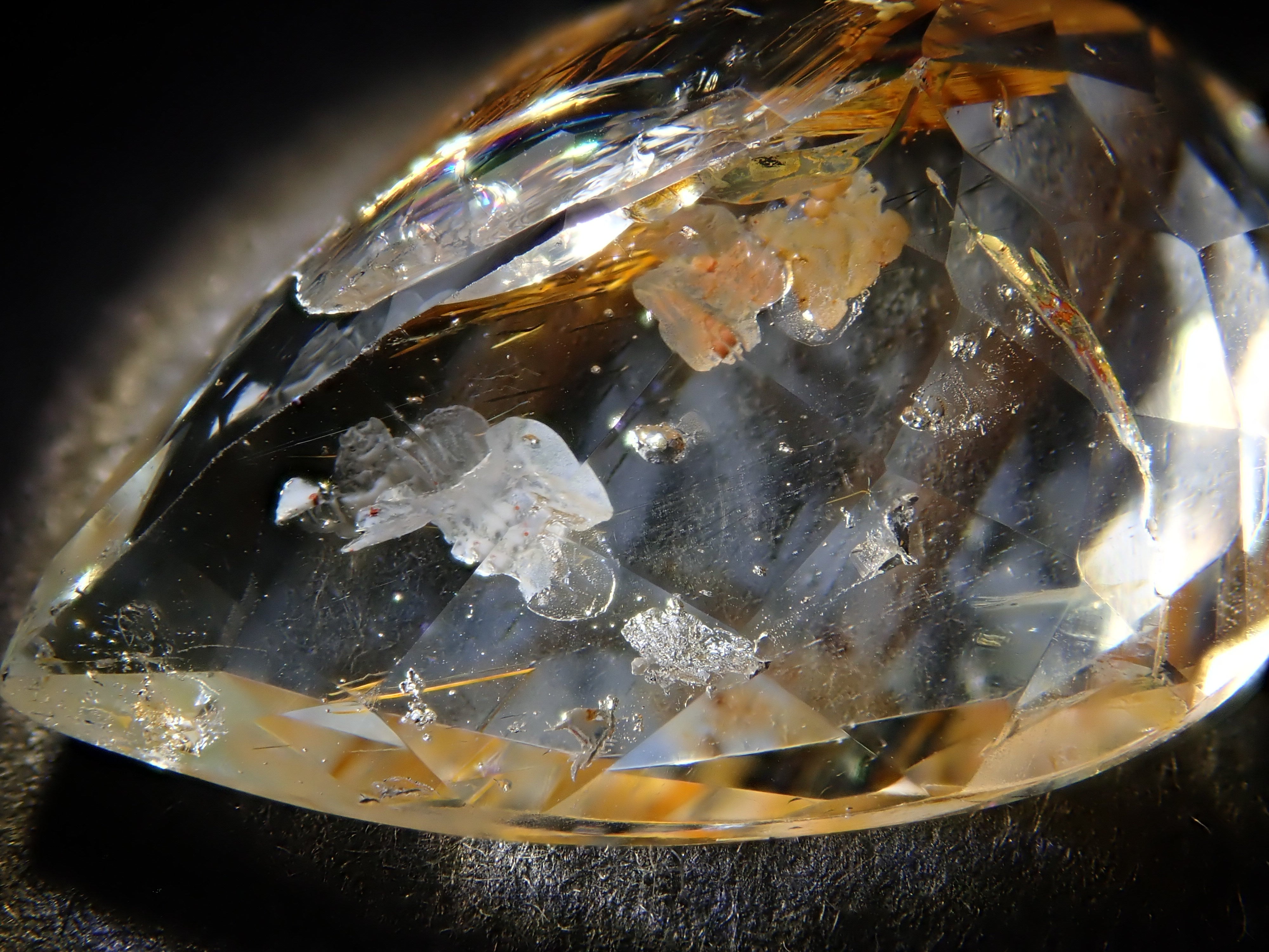 【12562024掲載】ブラジル産ライモナイトインブルートパーズ 9.314ctルース