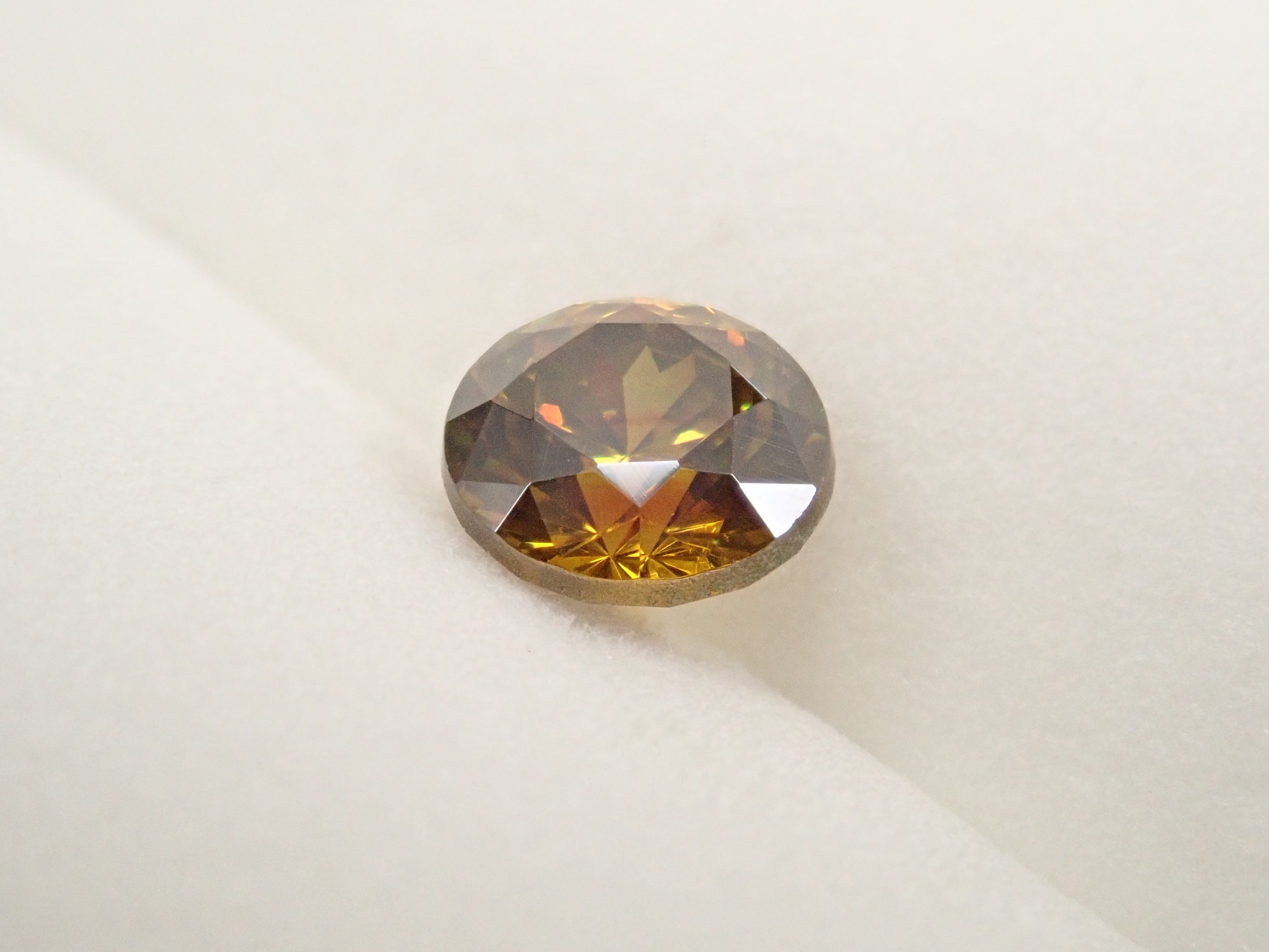 【12562014掲載】ブルガリア産スファレライト 1.058ctルース