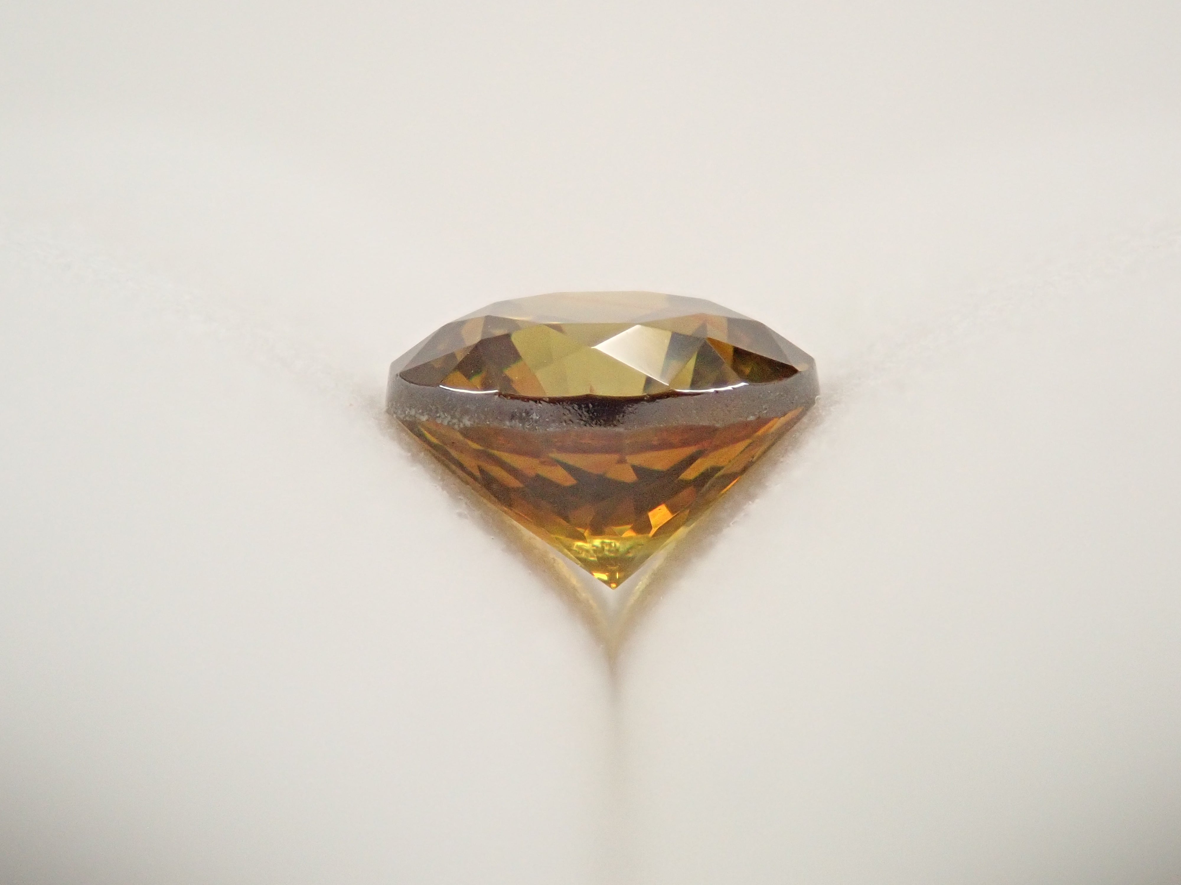 【12562014掲載】ブルガリア産スファレライト 1.058ctルース