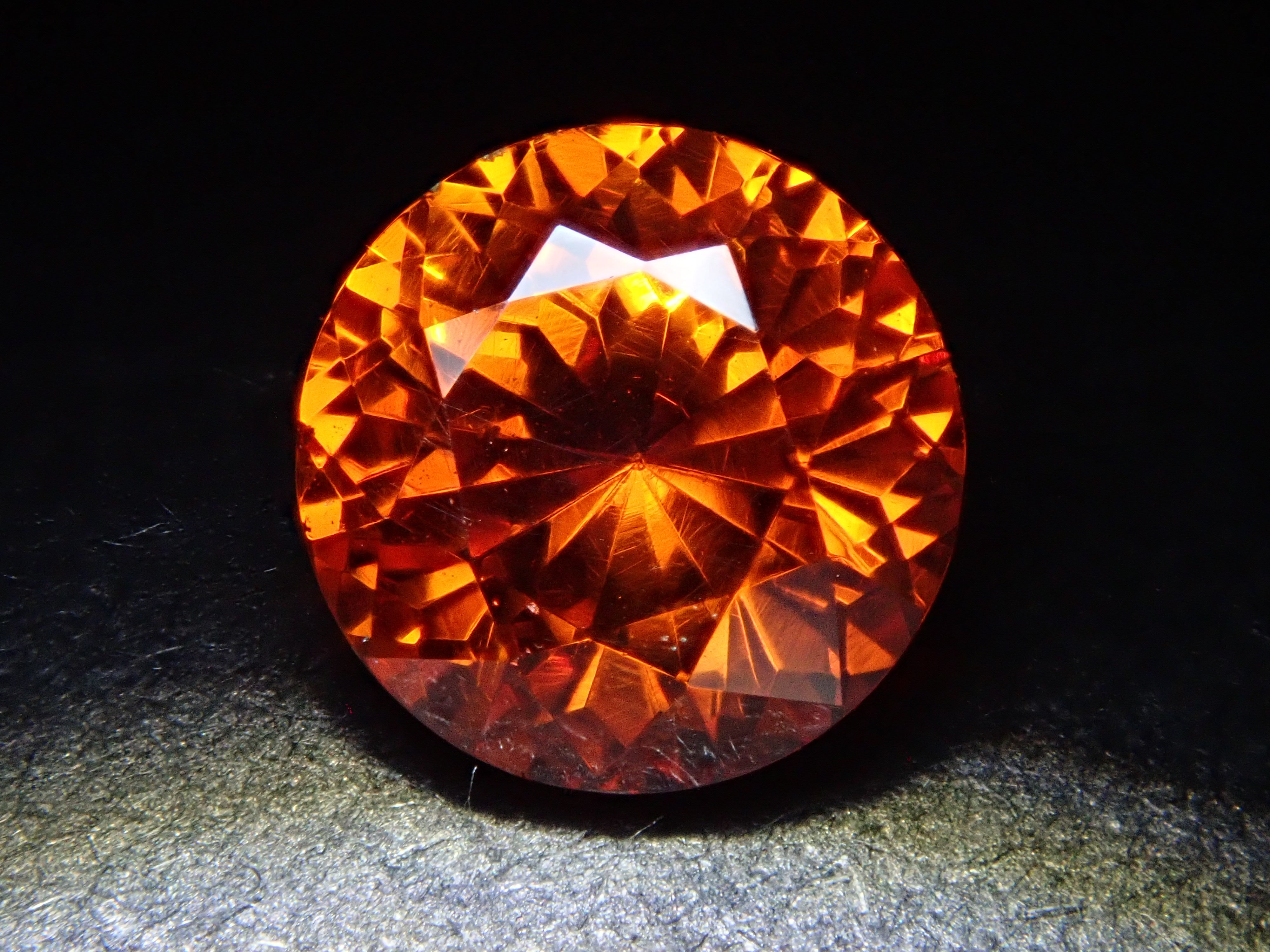 【12562005掲載】スペイン産スファレライト 0.878ctルース