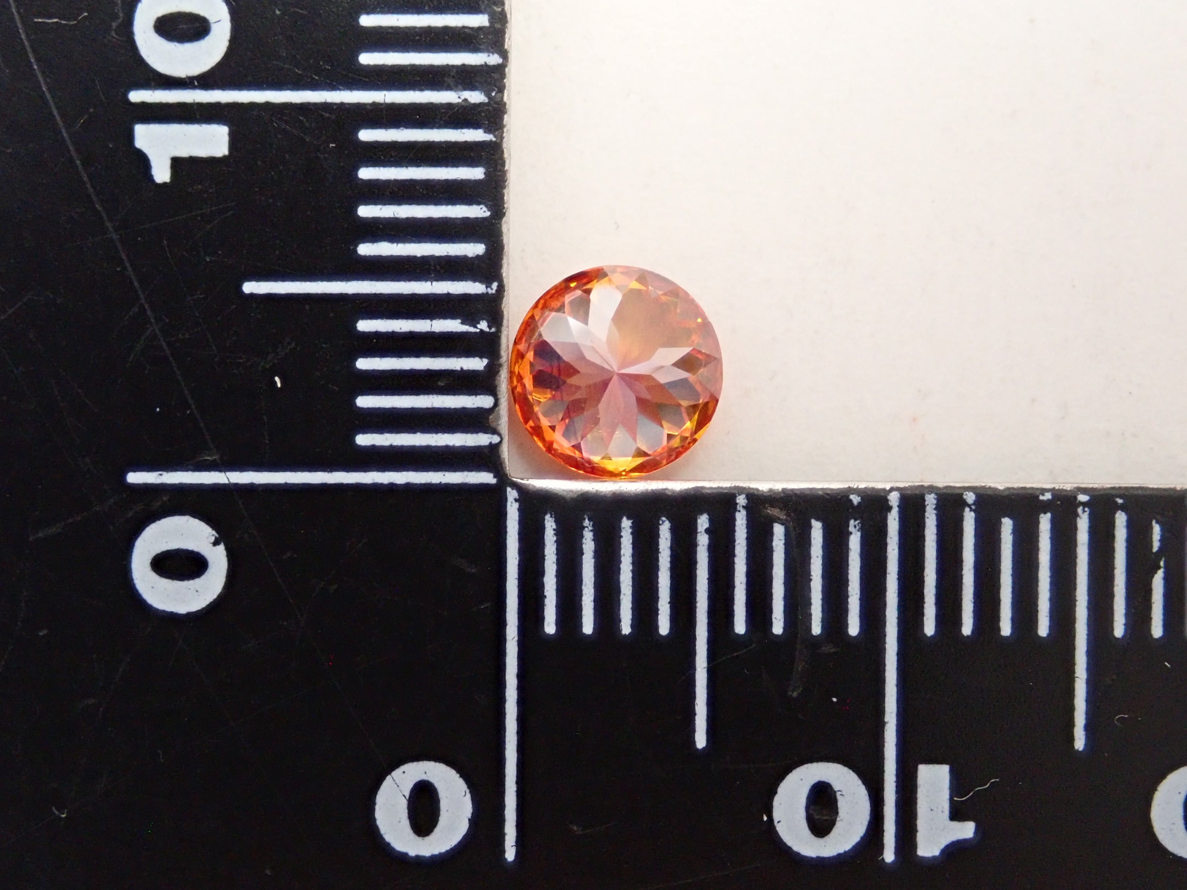 【12562007掲載】スペイン産スファレライト 0.920ctルース