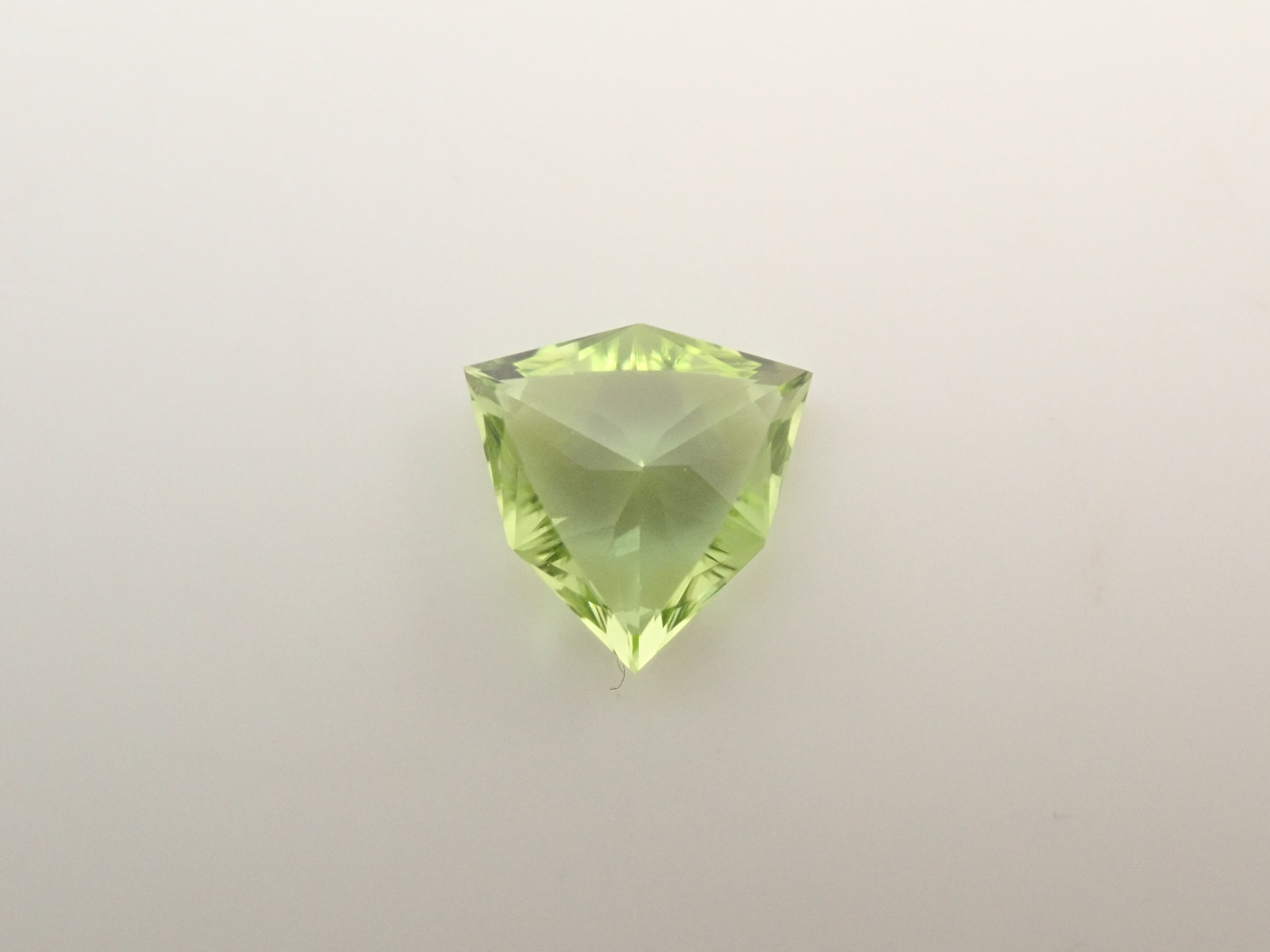 アメリカ産ペリドット 0.643ctルース