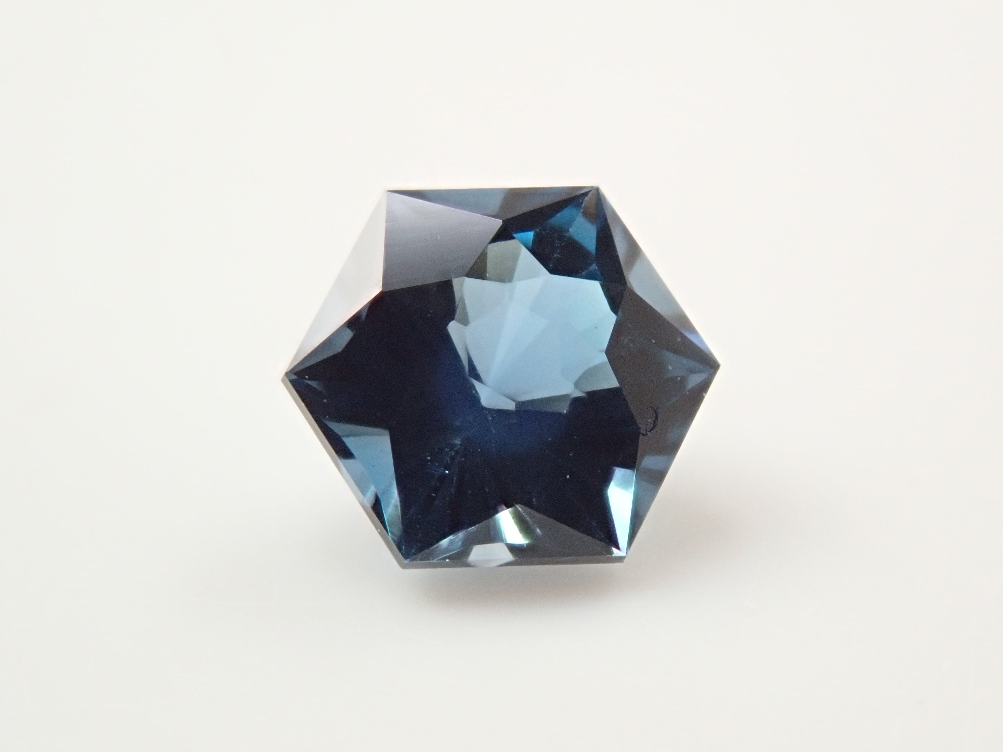 【12561896掲載】ロンドンブルートパーズ 0.476ctルース