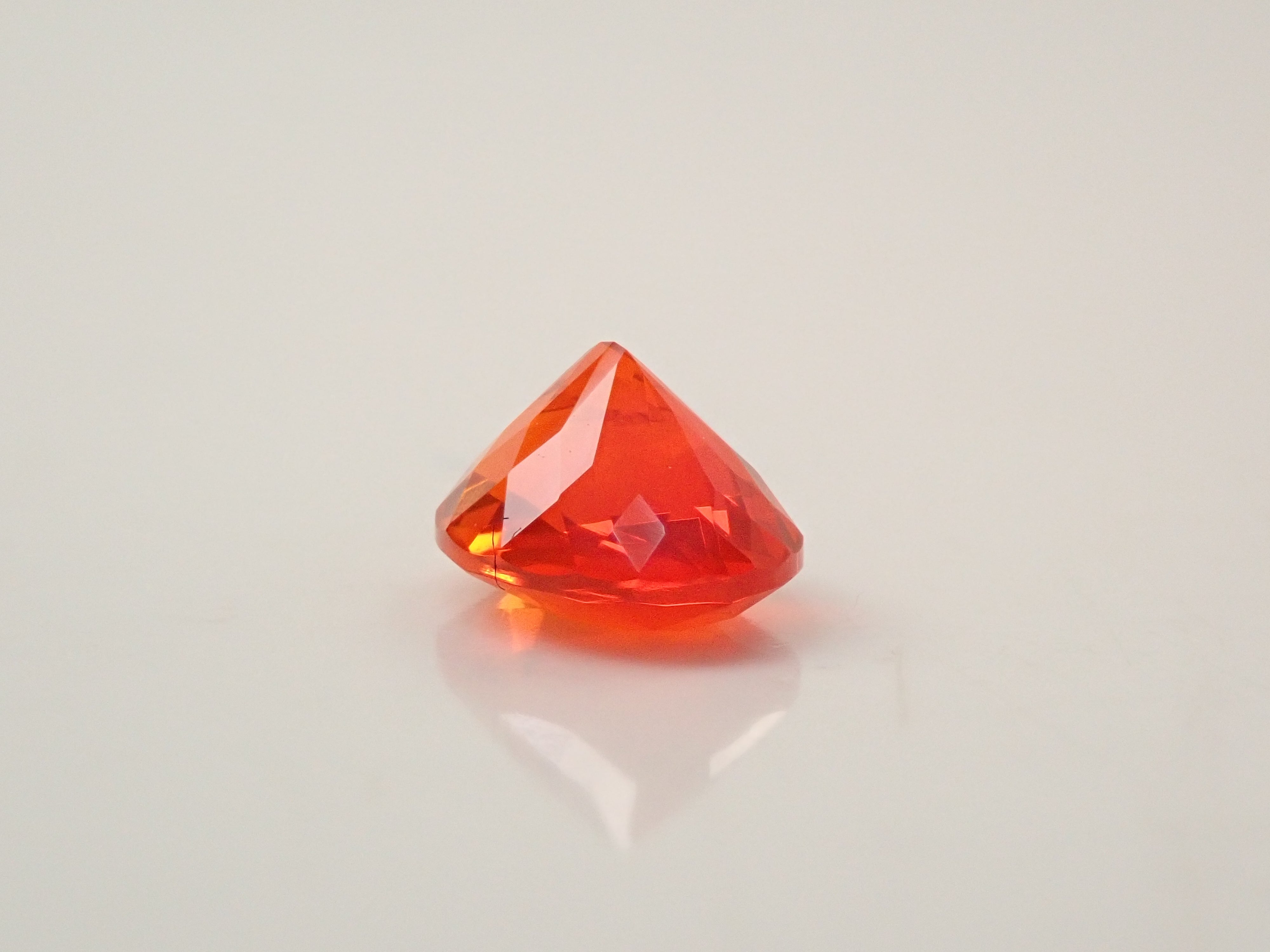 【12561918掲載】メキシコ産ファイアオパール 0.733ctルース