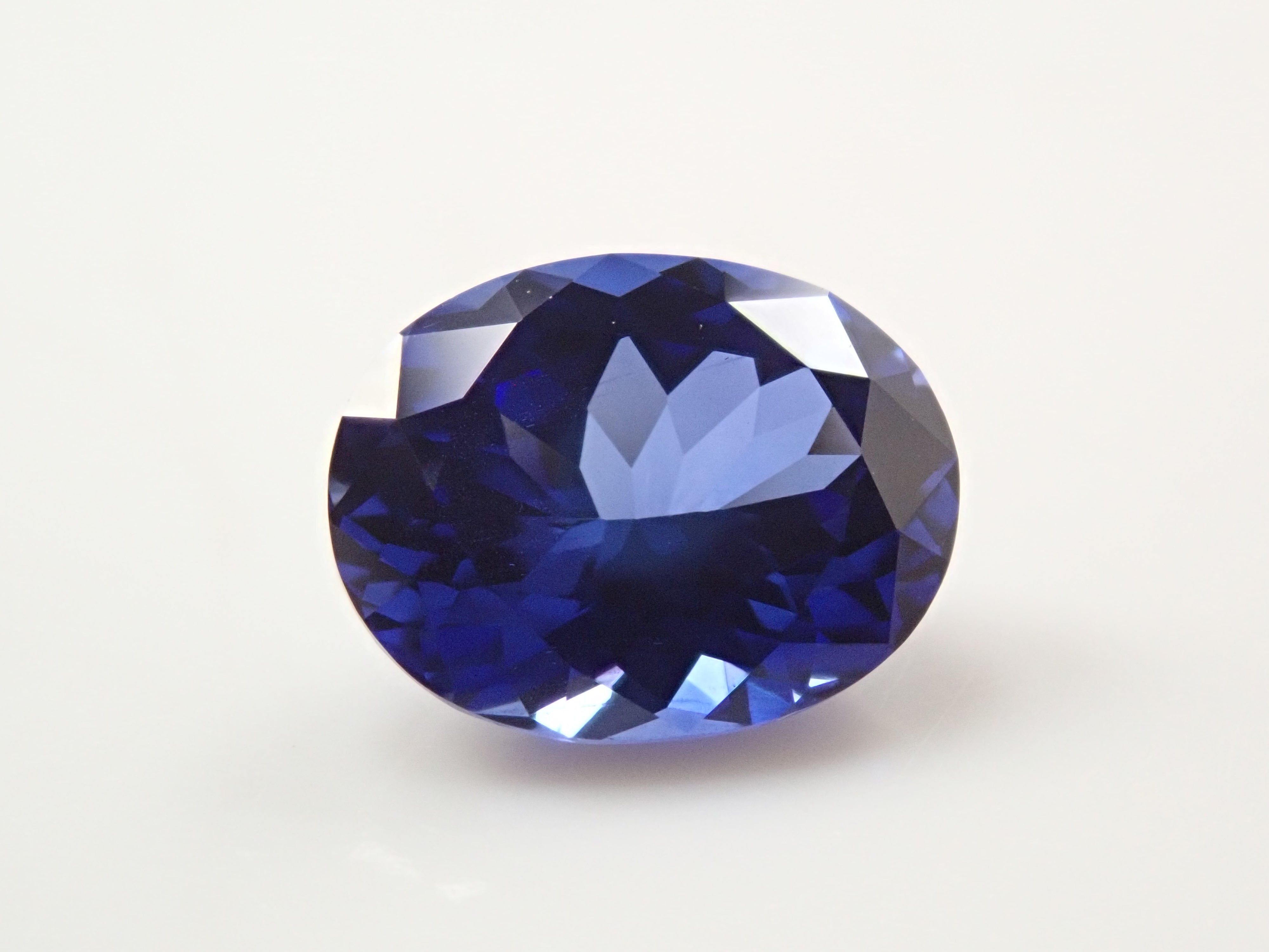 【12561925掲載】合成サファイア 1.551ctルース