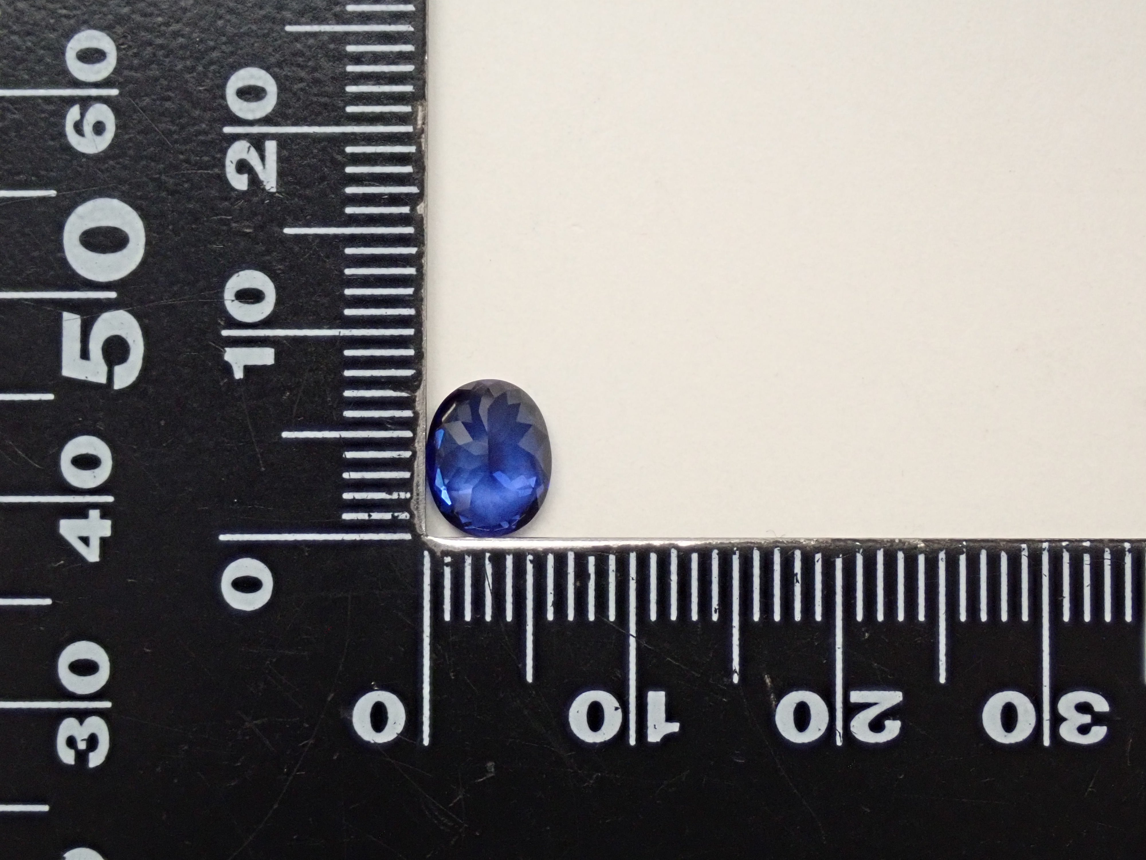 【12561925掲載】合成サファイア 1.551ctルース
