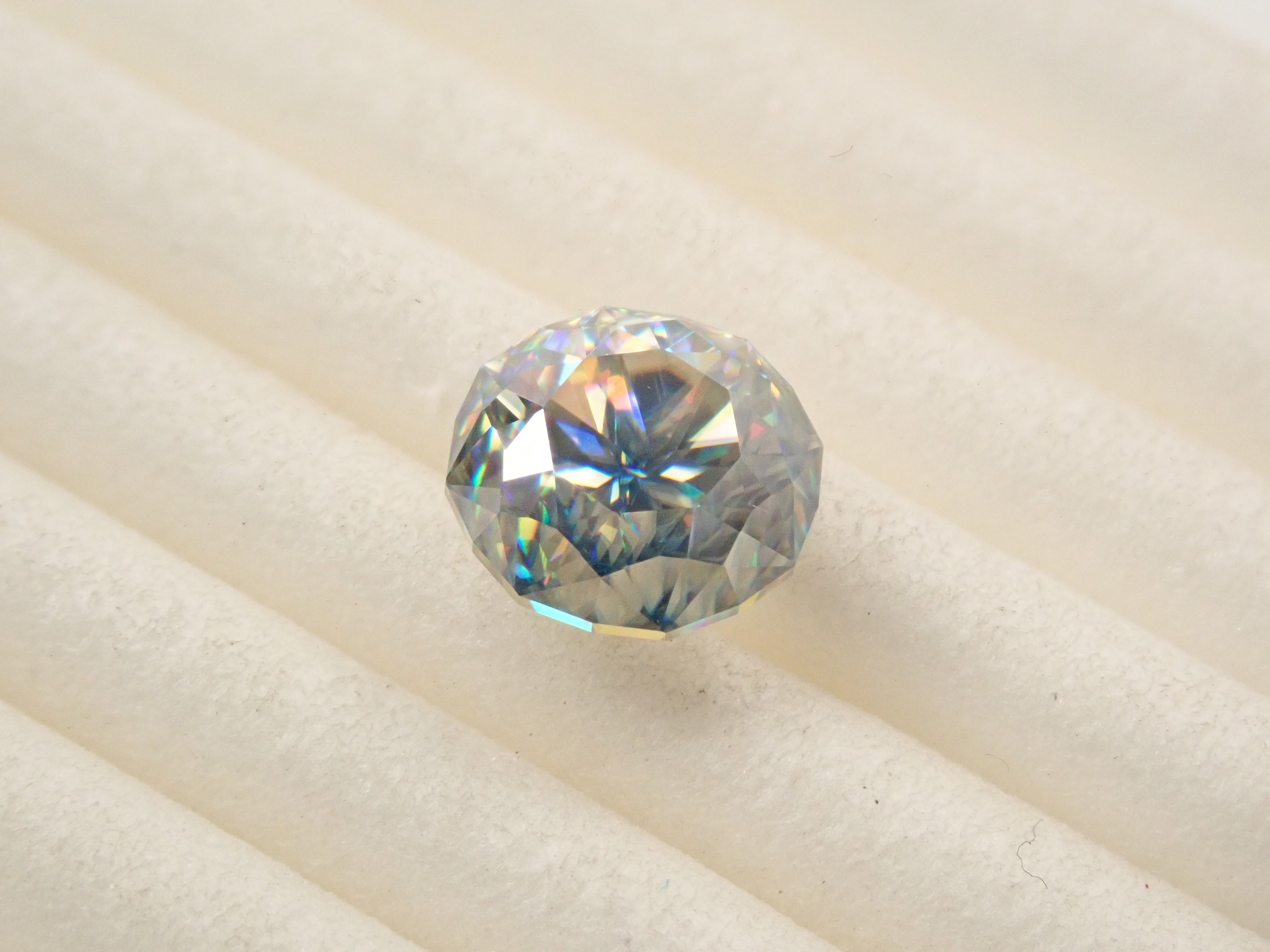 【12561930掲載】合成ルチル 1.982ctルース